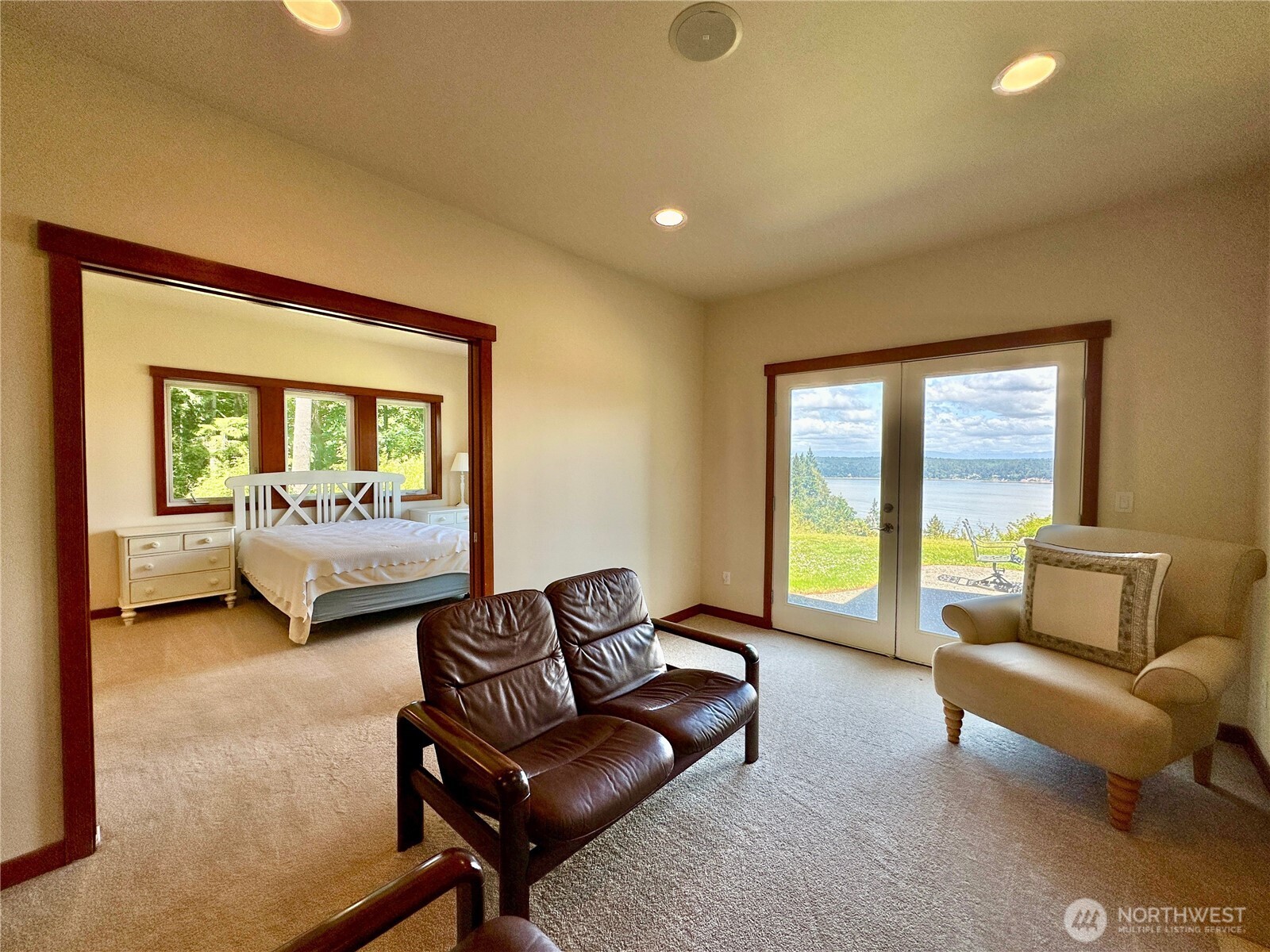 4075 Preserve Drive Property Photo 15