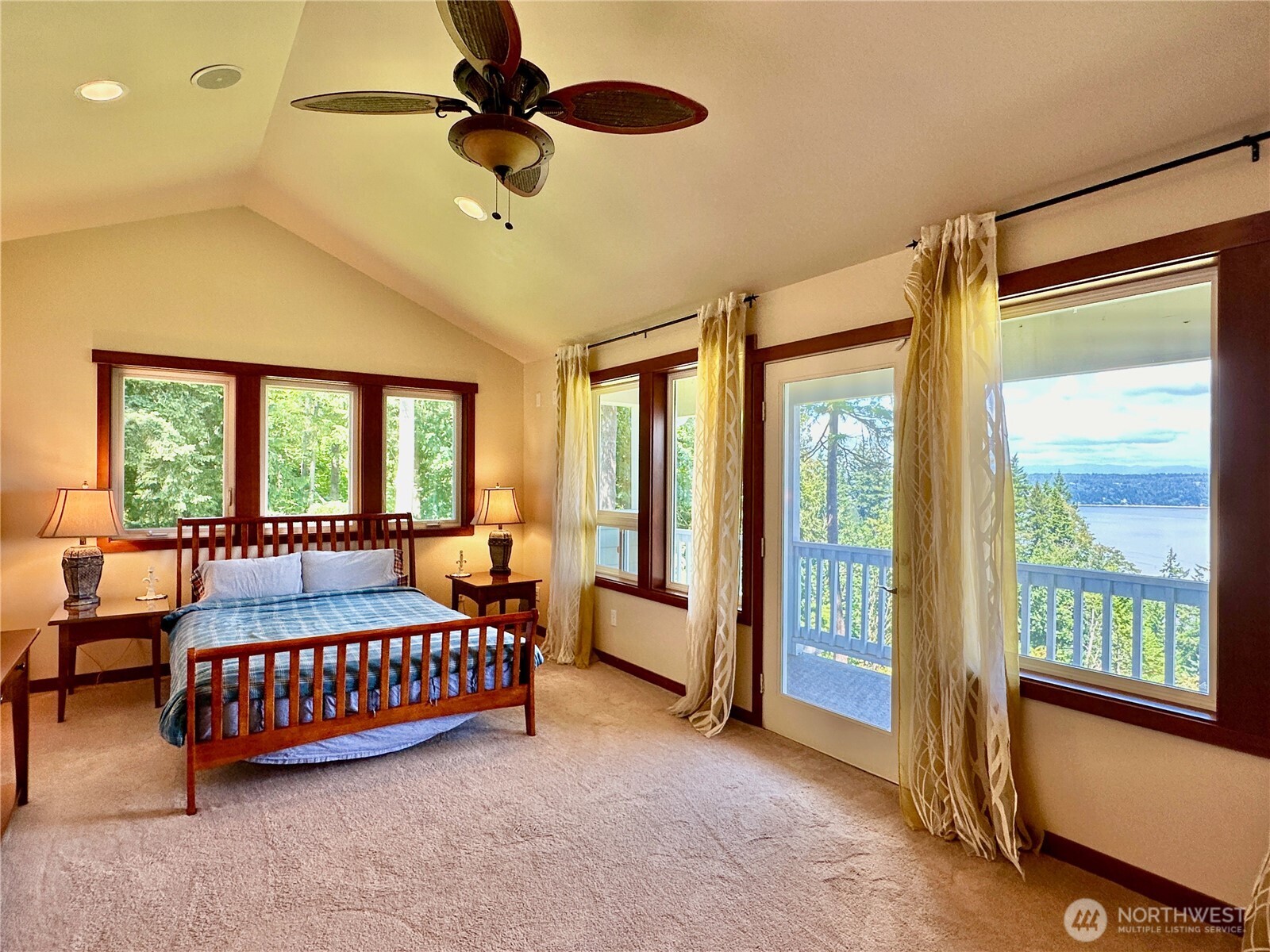 4075 Preserve Drive Property Photo 28