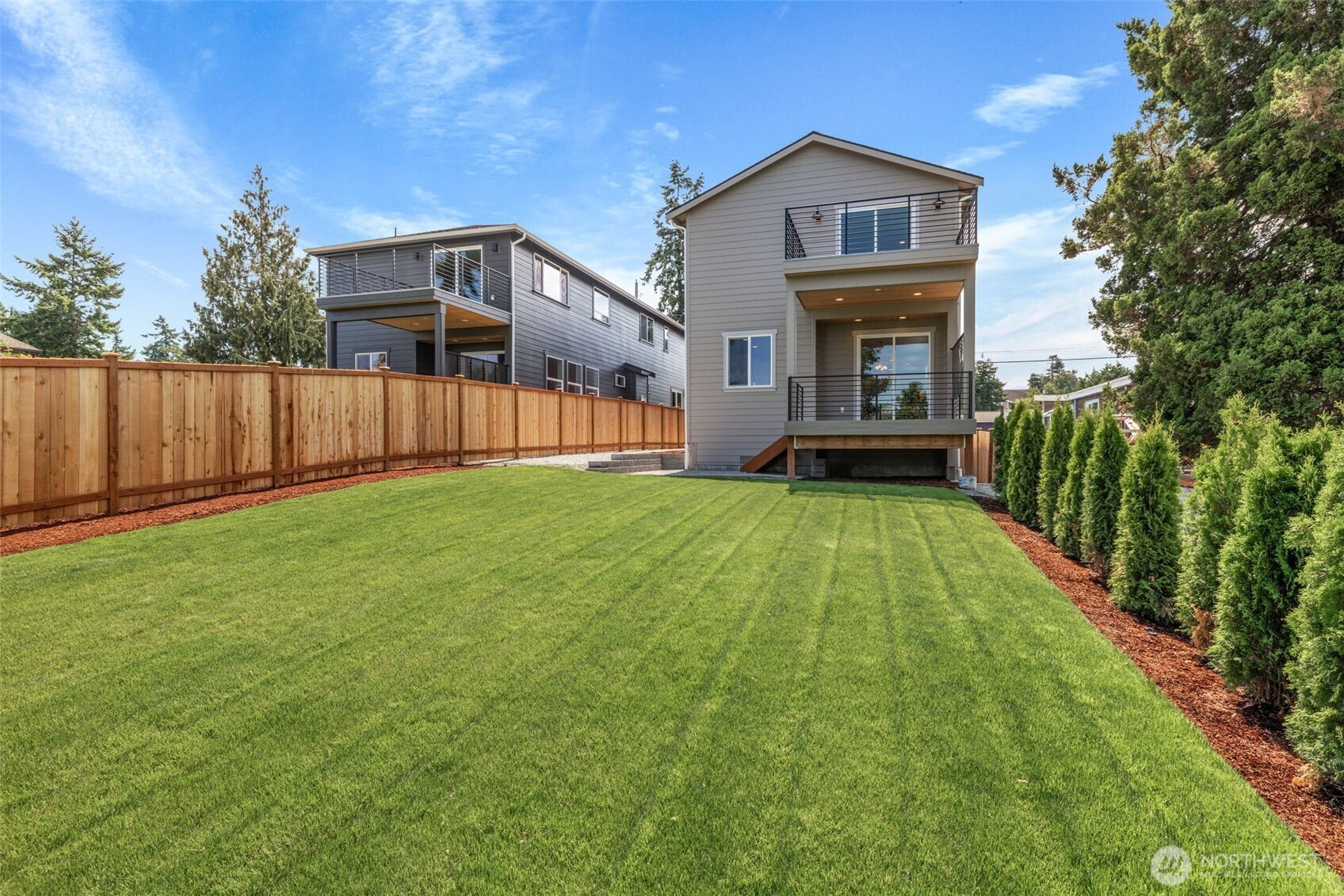 425 Ton-a-wan-da Avenue Property Photo 38
