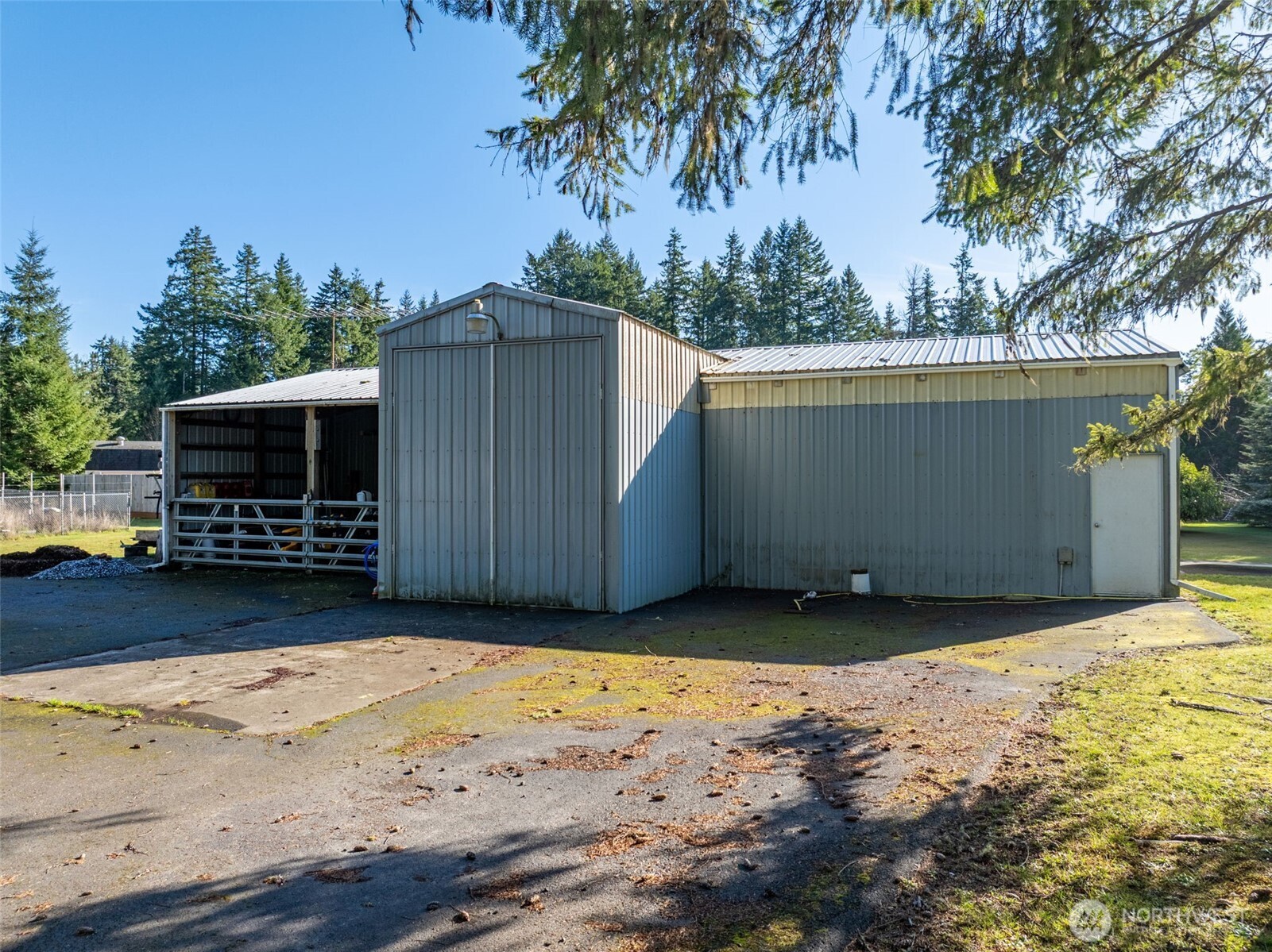 142 River Heights Property Photo 37