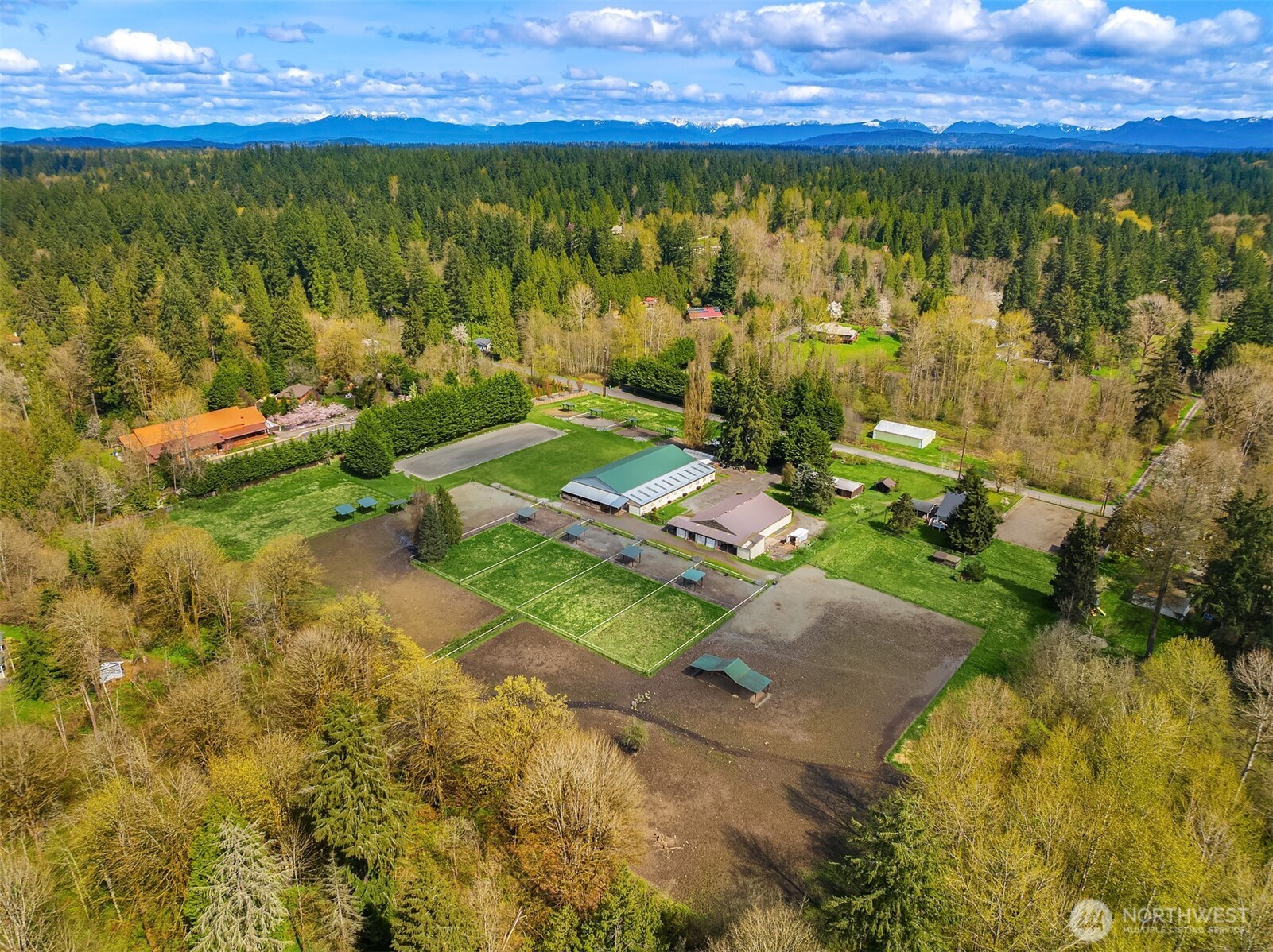 19011 176th Avenue Property Photo 3