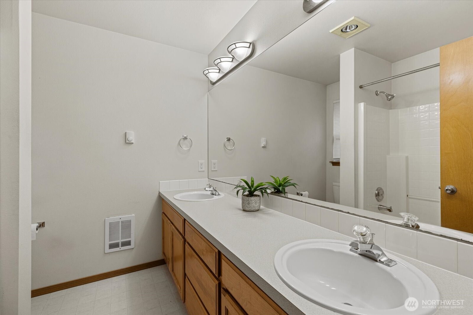 10829 19th Avenue 1d Property Photo 25