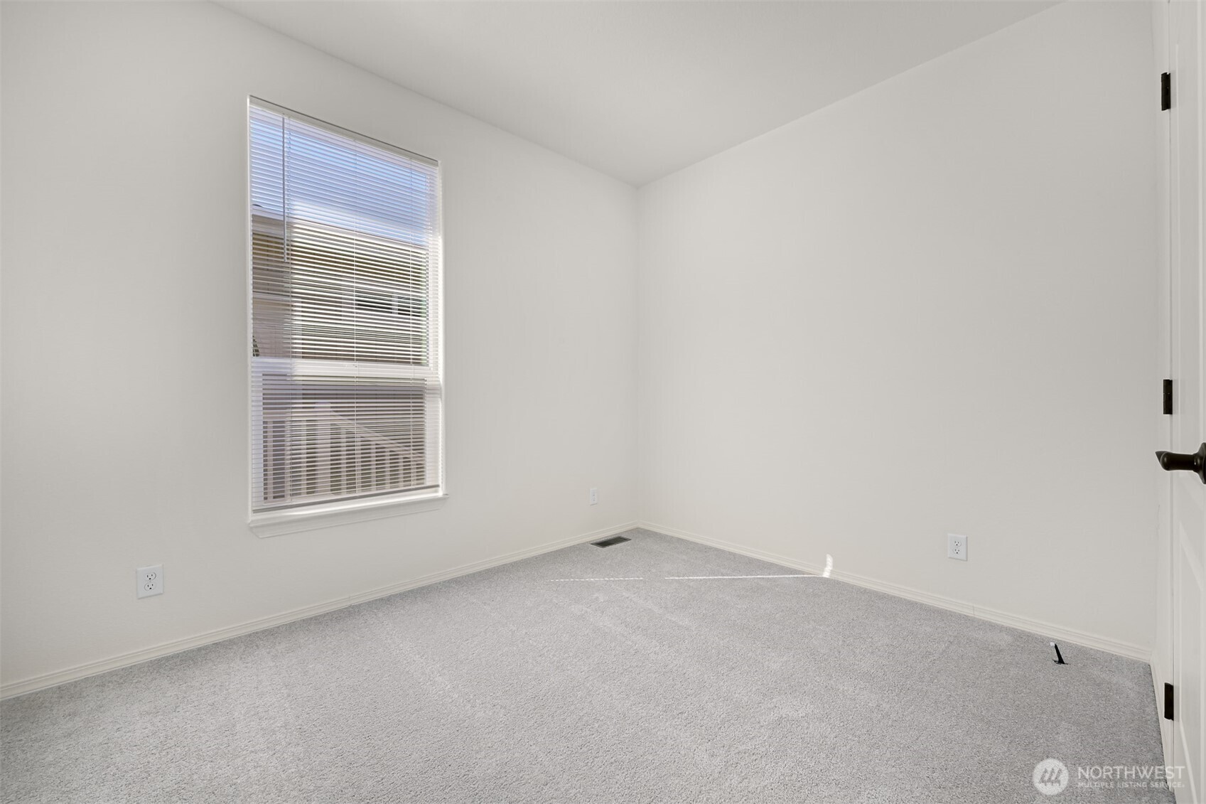4672 Birch Bay Lynden Road 90 Property Photo 10
