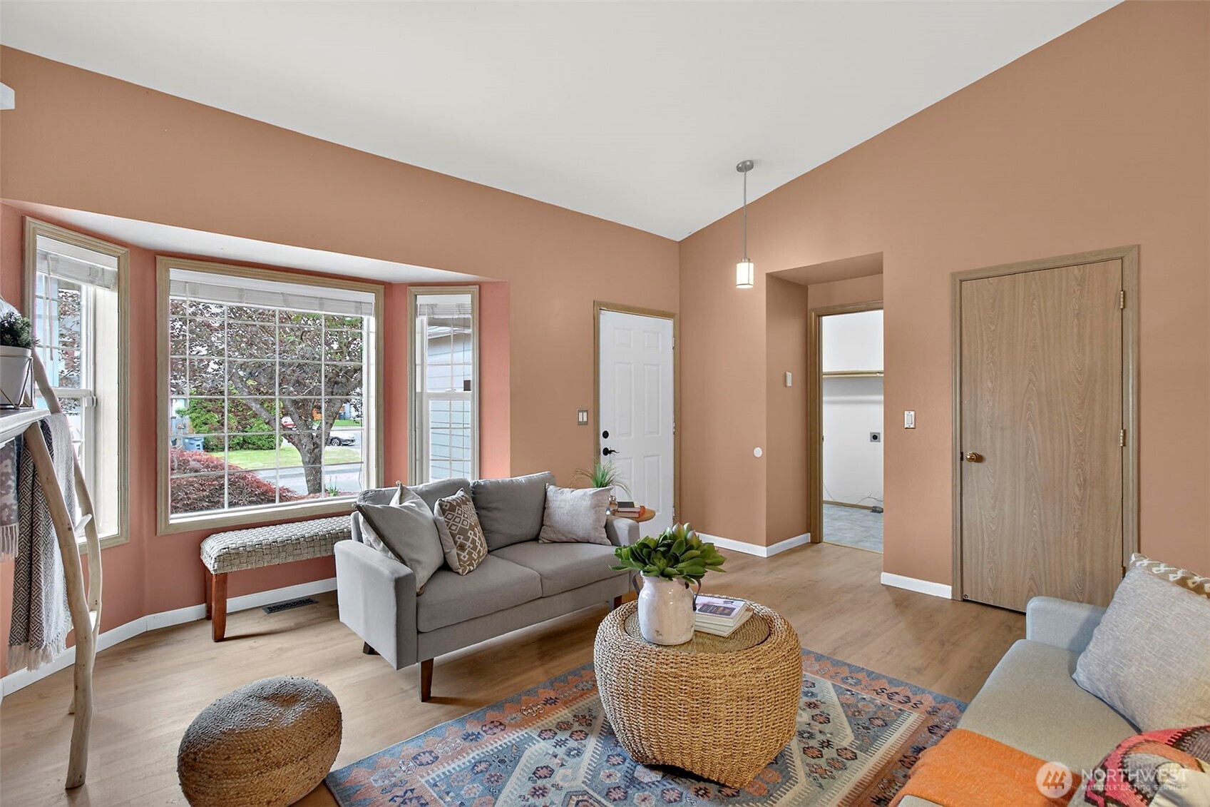 8409 201st Street Property Photo 6