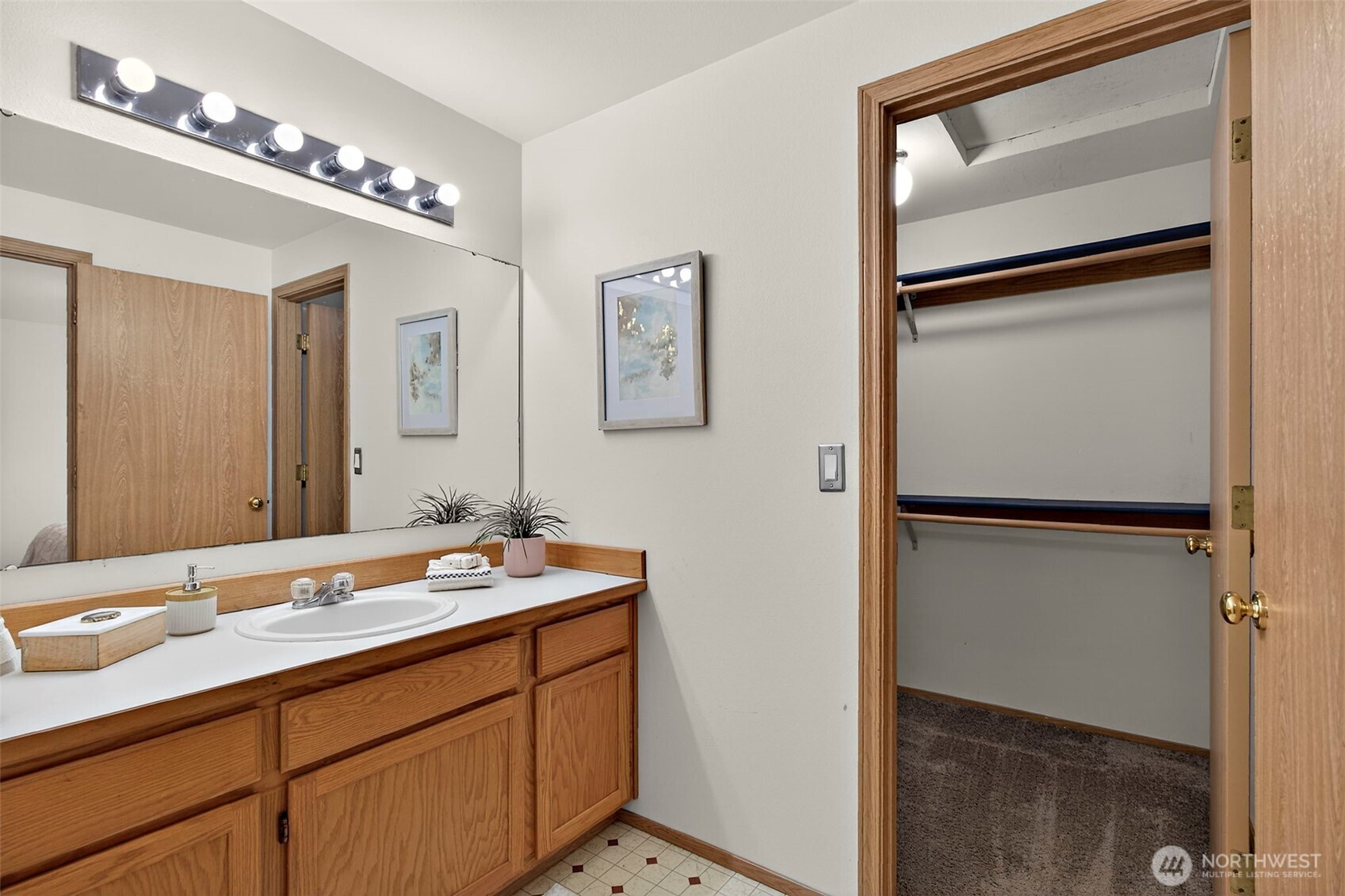 8409 201st Street Property Photo 19