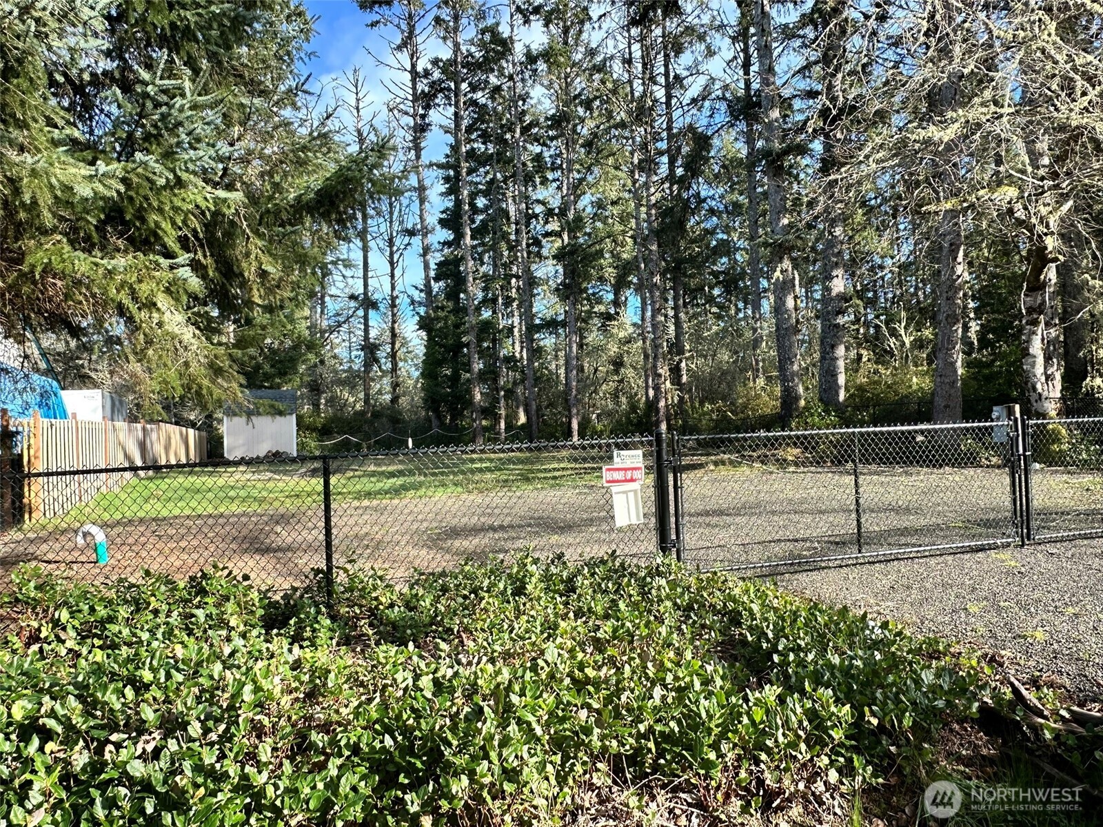 864 Hassalo Avenue Property Photo 4