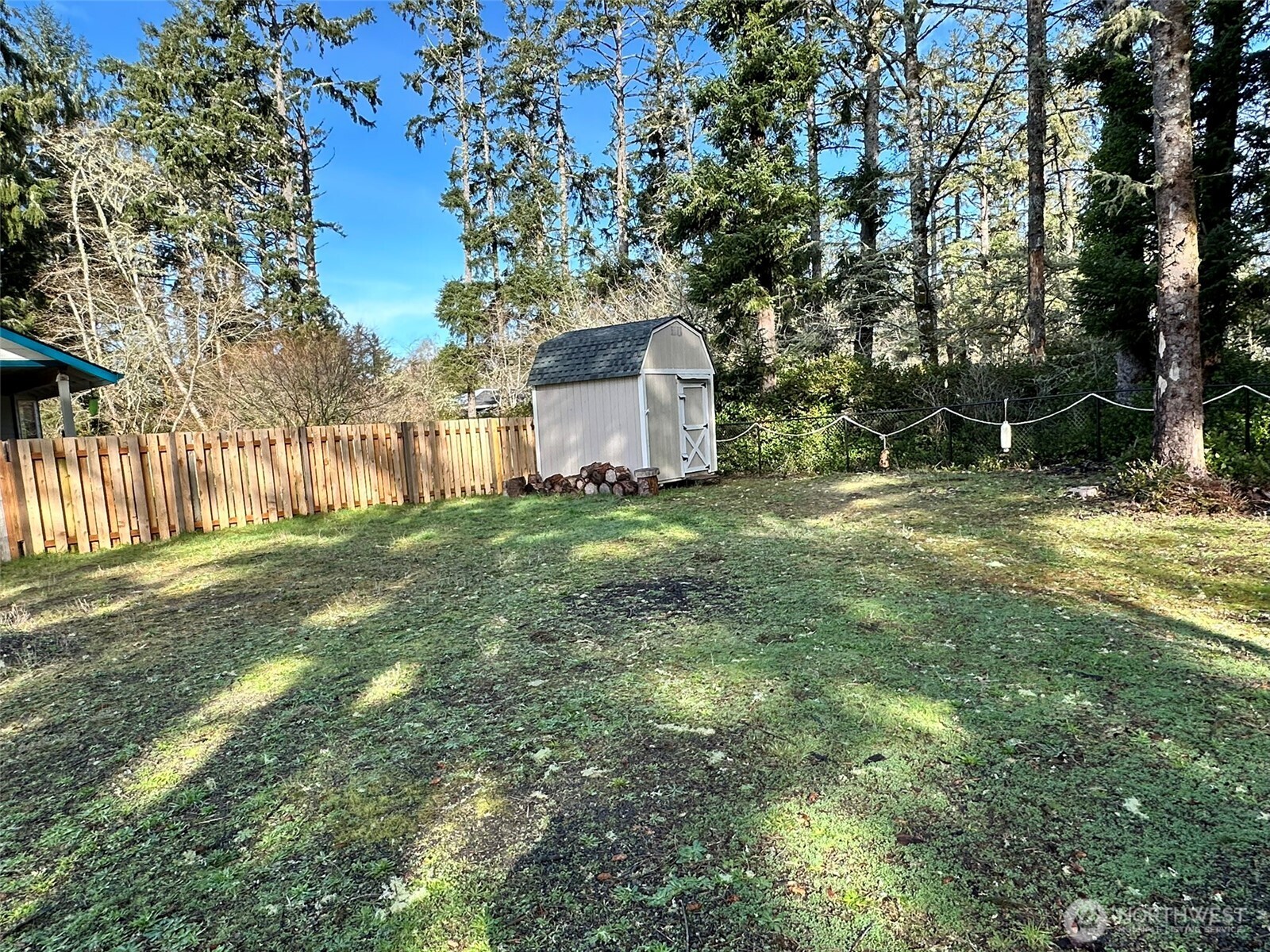 864 Hassalo Avenue Property Photo 7