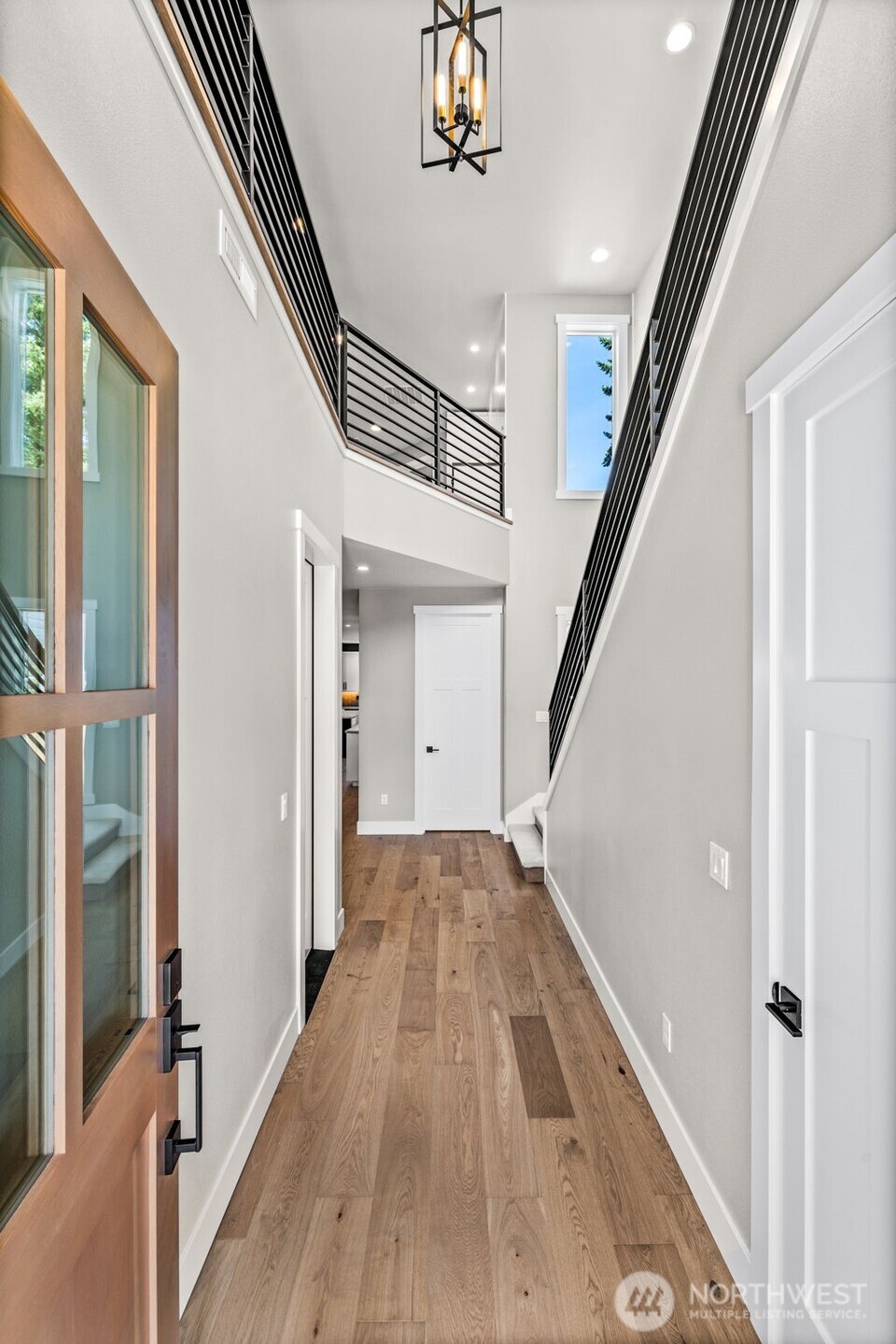 425 Ton-a-wan-da Avenue Property Photo 5