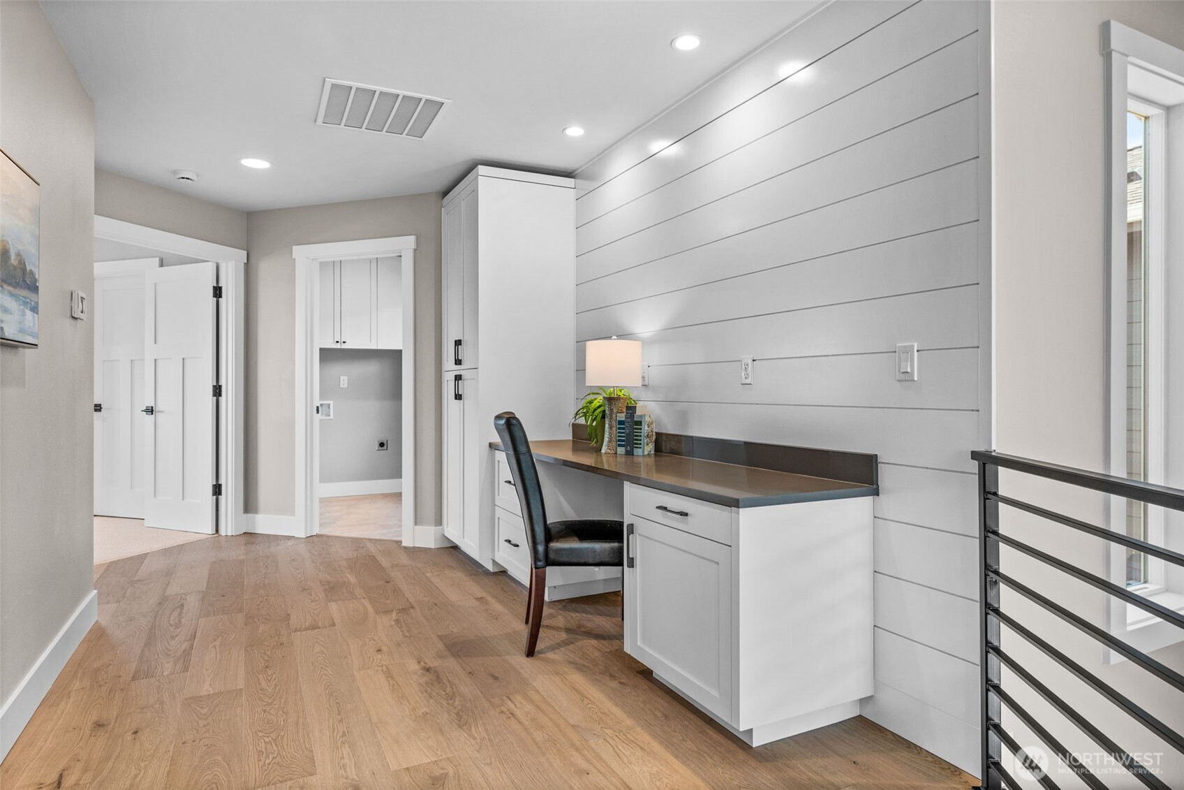 425 Ton-a-wan-da Avenue Property Photo 19