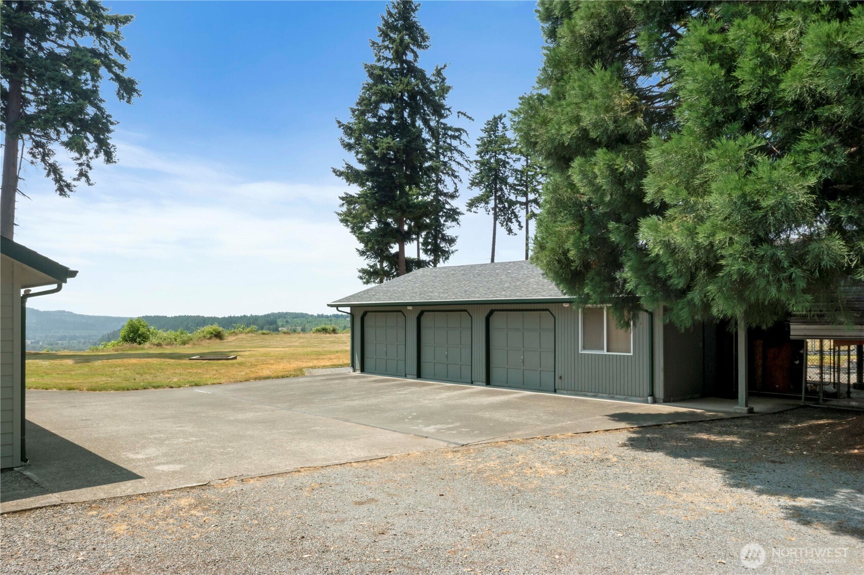 21806 168th Street Property Photo 9
