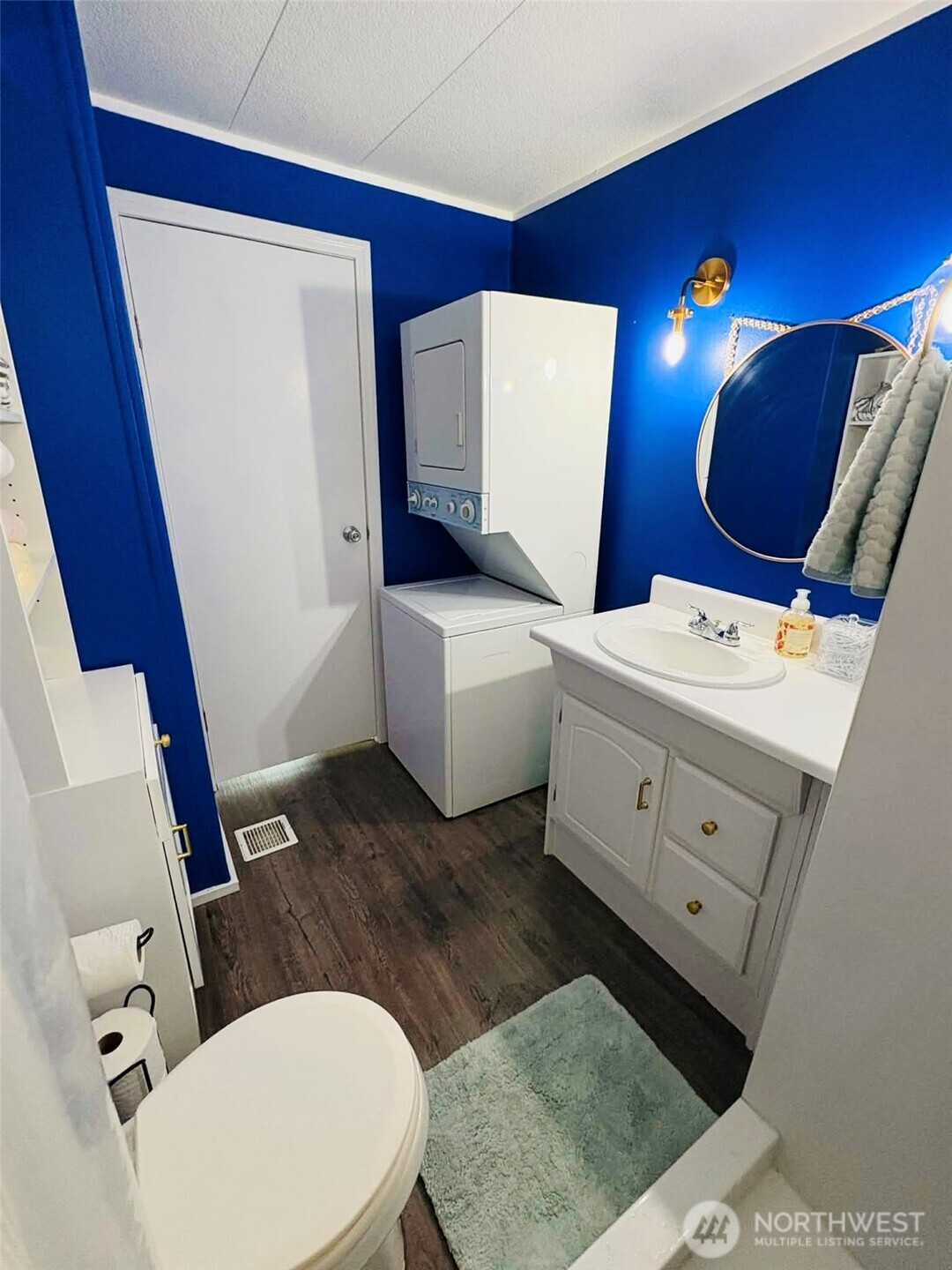 2302 R Street 125 Property Photo 14