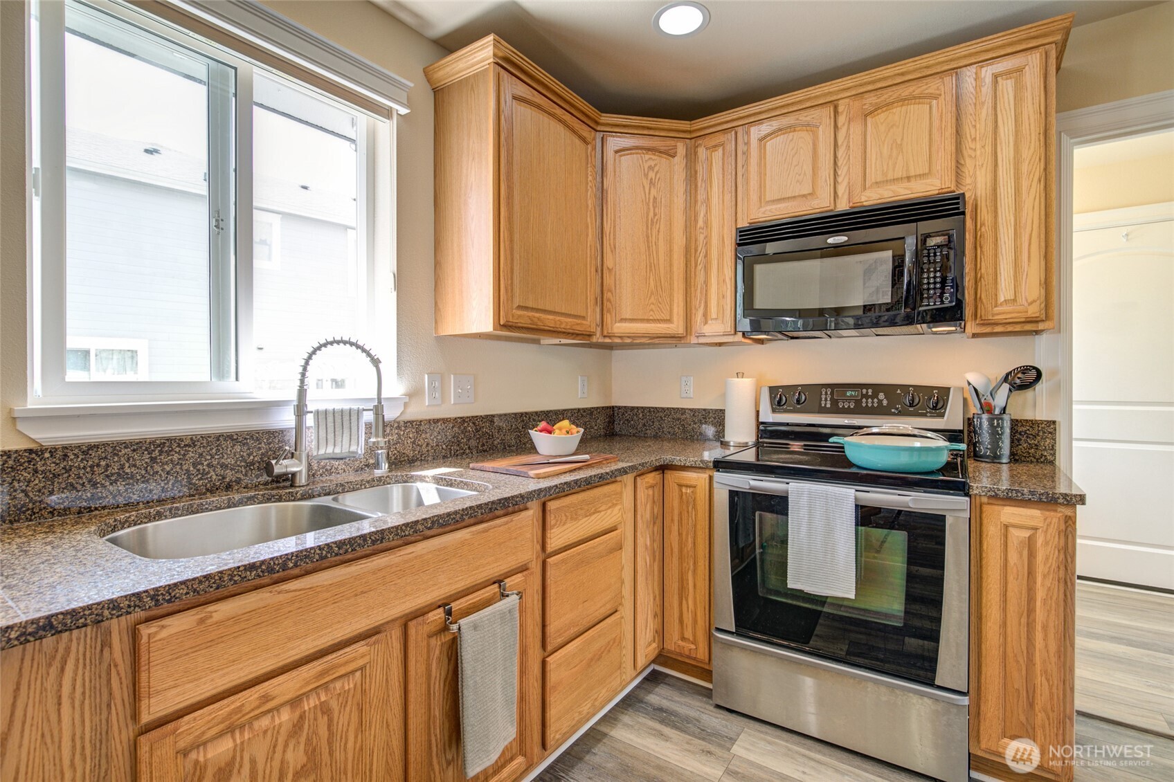 600 Ocean Shores Boulevard Property Photo 8