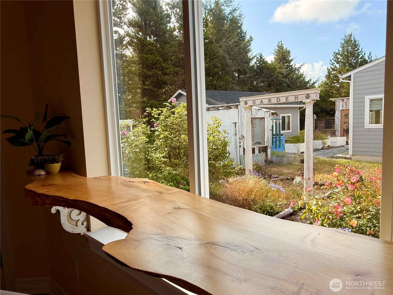 600 Ocean Shores Boulevard Property Photo 12