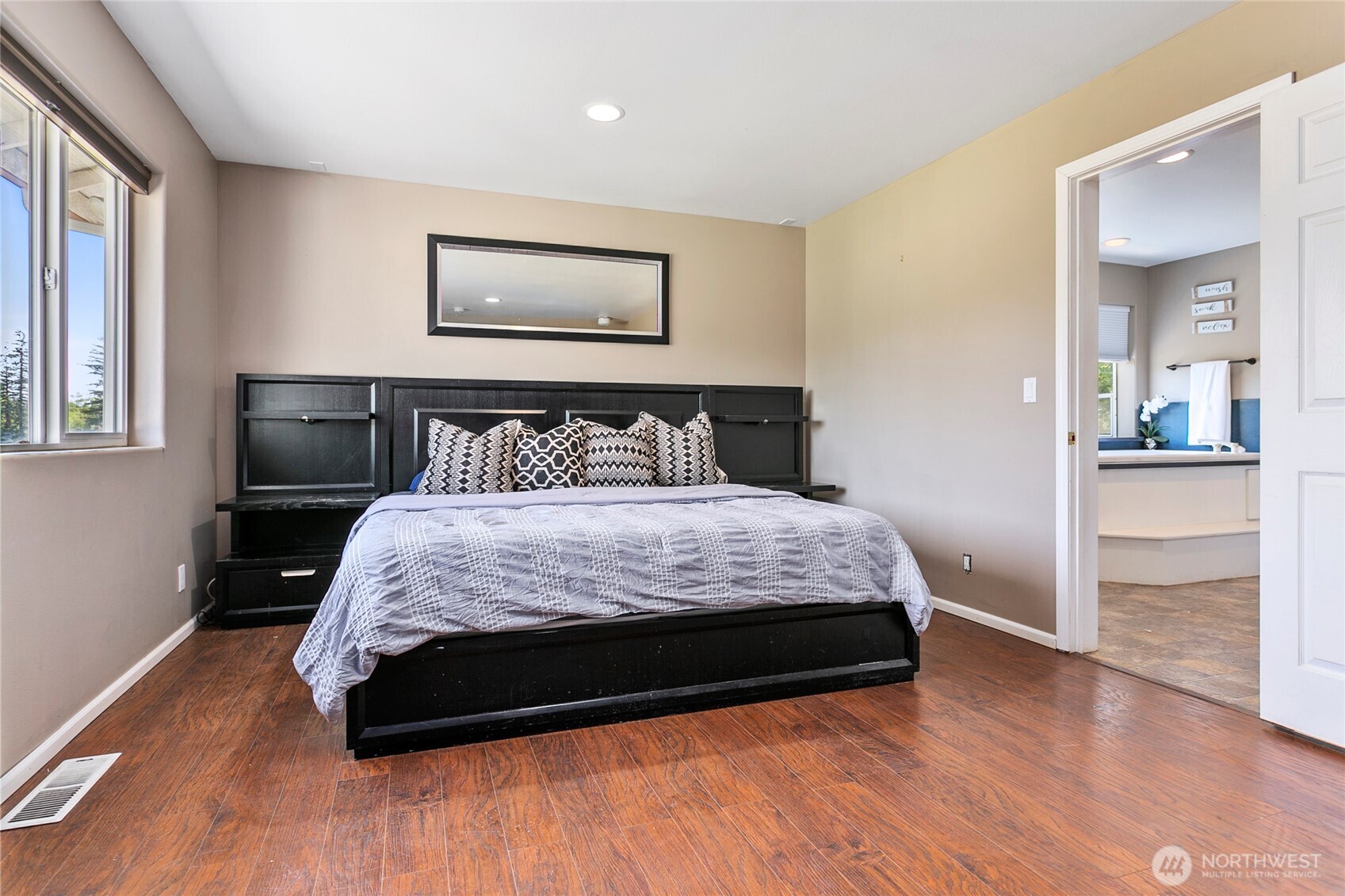 2176 Burk Road Property Photo 14