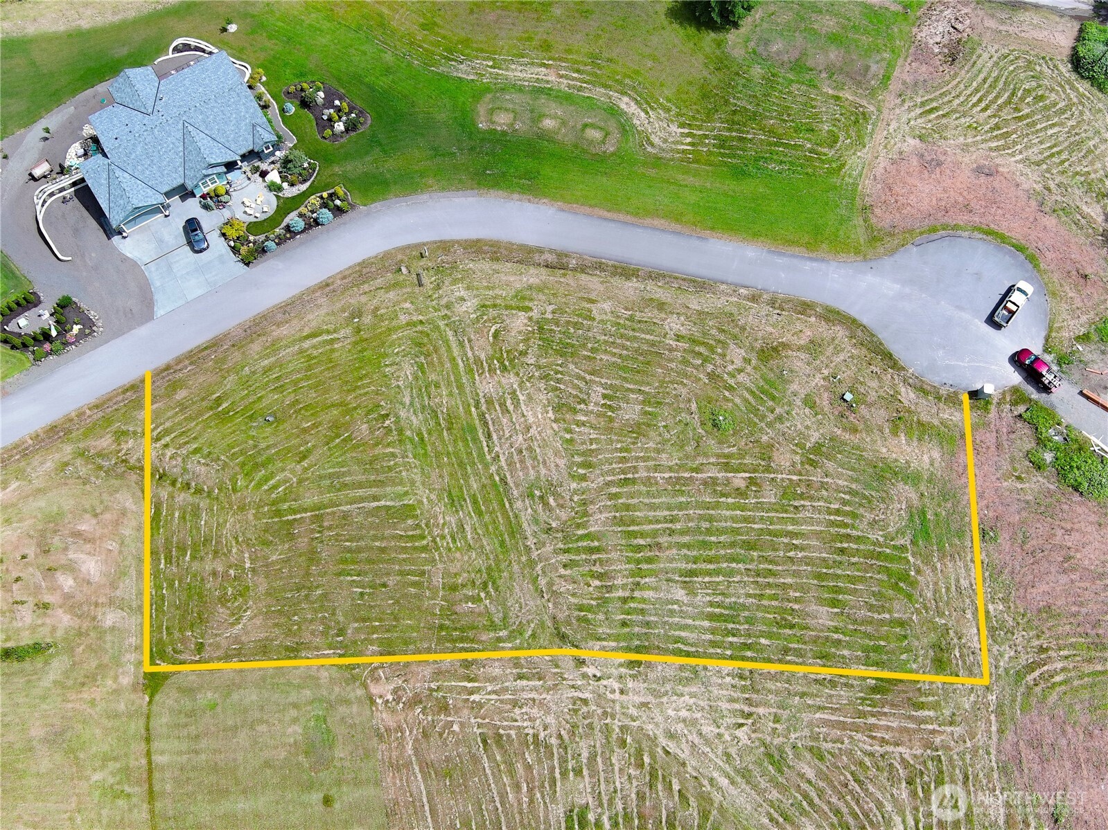 140 Harolds Hollow Property Photo 4