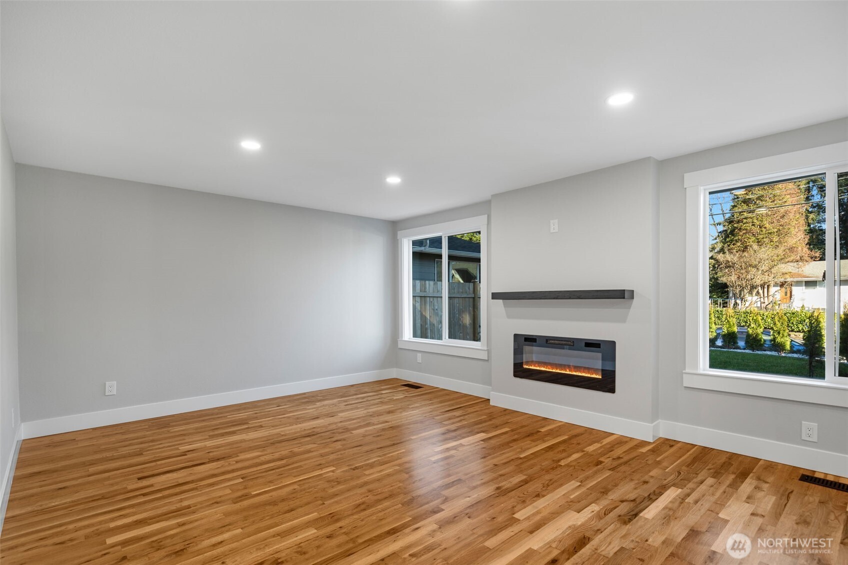655 Union Ave Property Photo 4