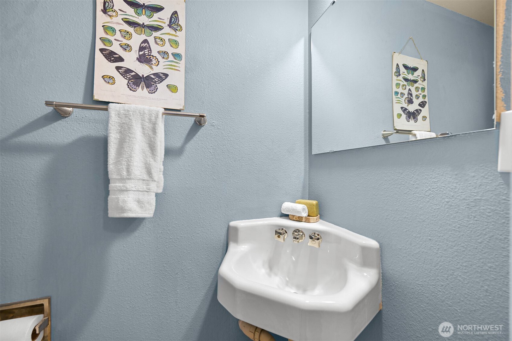 2709 W Maplewood Avenue 201 Property Photo 5