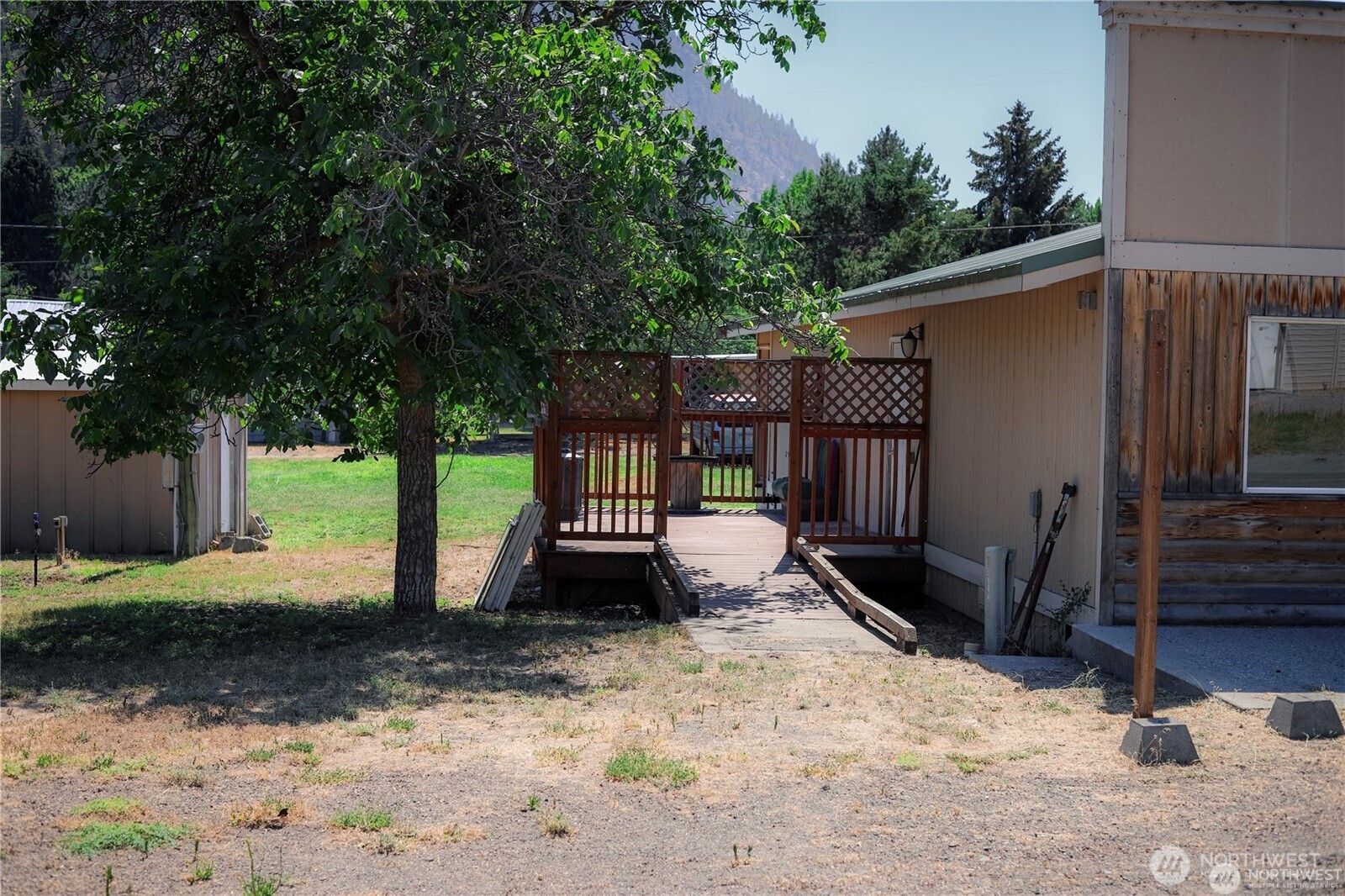 22 Palmer Ave Property Photo 23