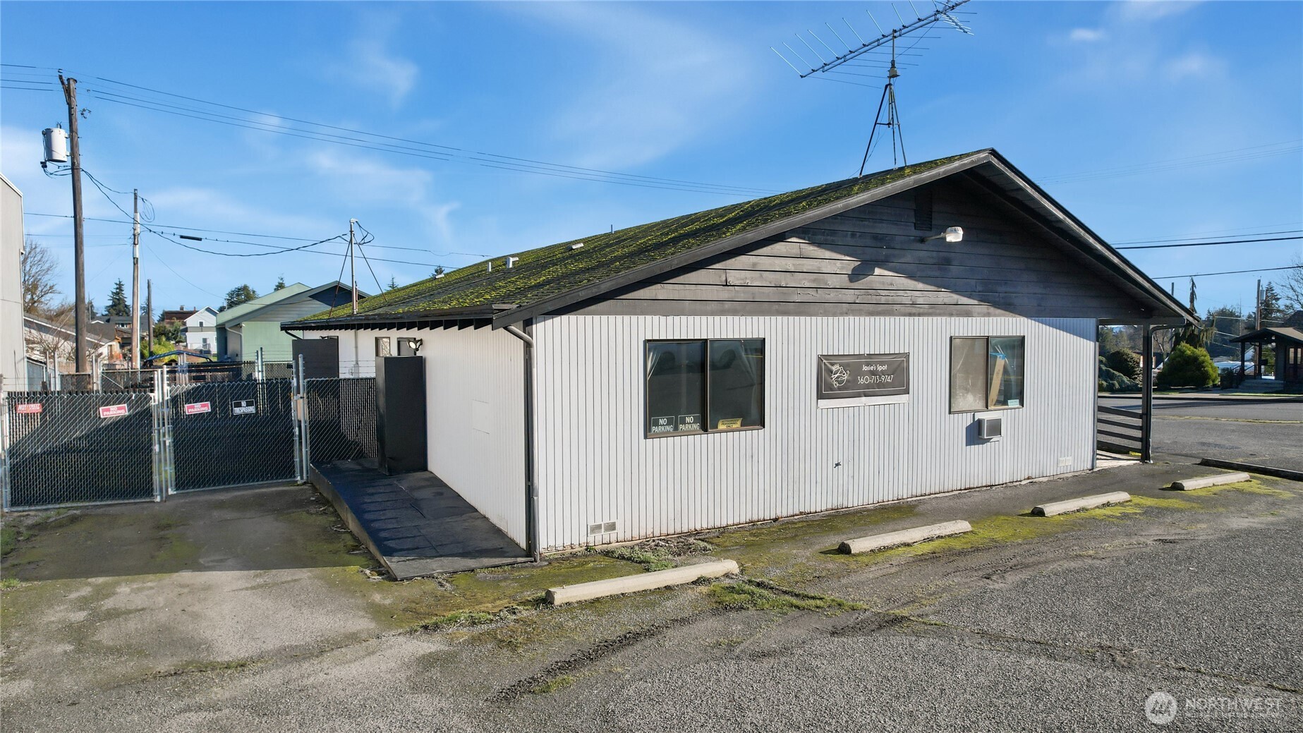 1218 S C Street Property Photo 4
