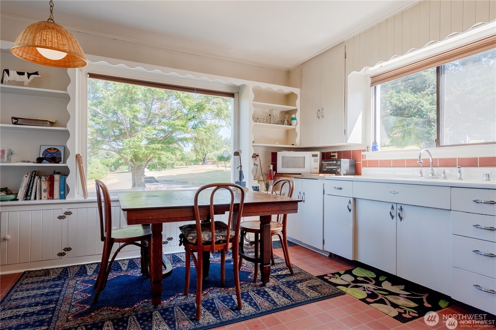 2383 W Shore Drive Property Photo 18