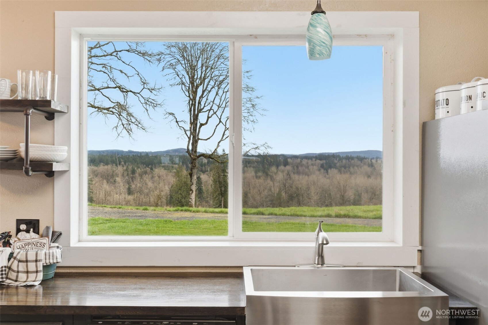 240 Rakoz Road Property Photo 8