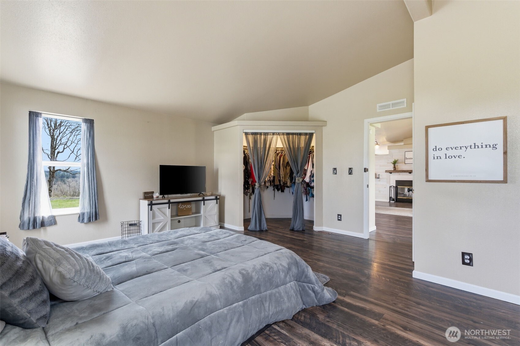 240 Rakoz Road Property Photo 18