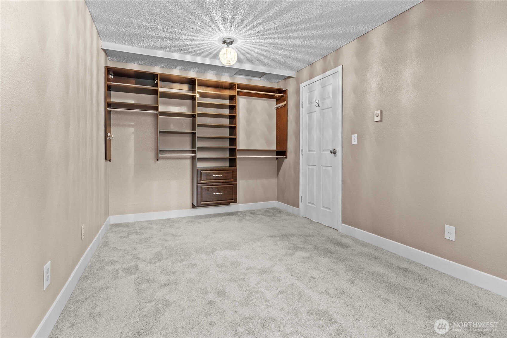 17303 Spanaway Loop Road 4 Property Photo 14