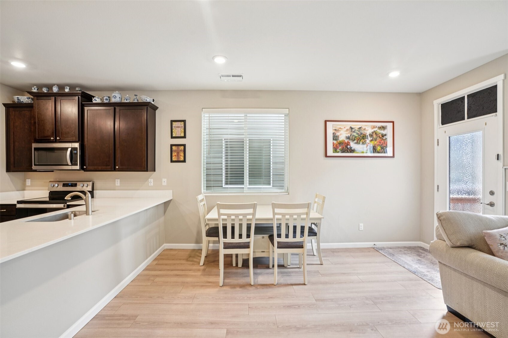 15420 Ne 70th Street Property Photo 5