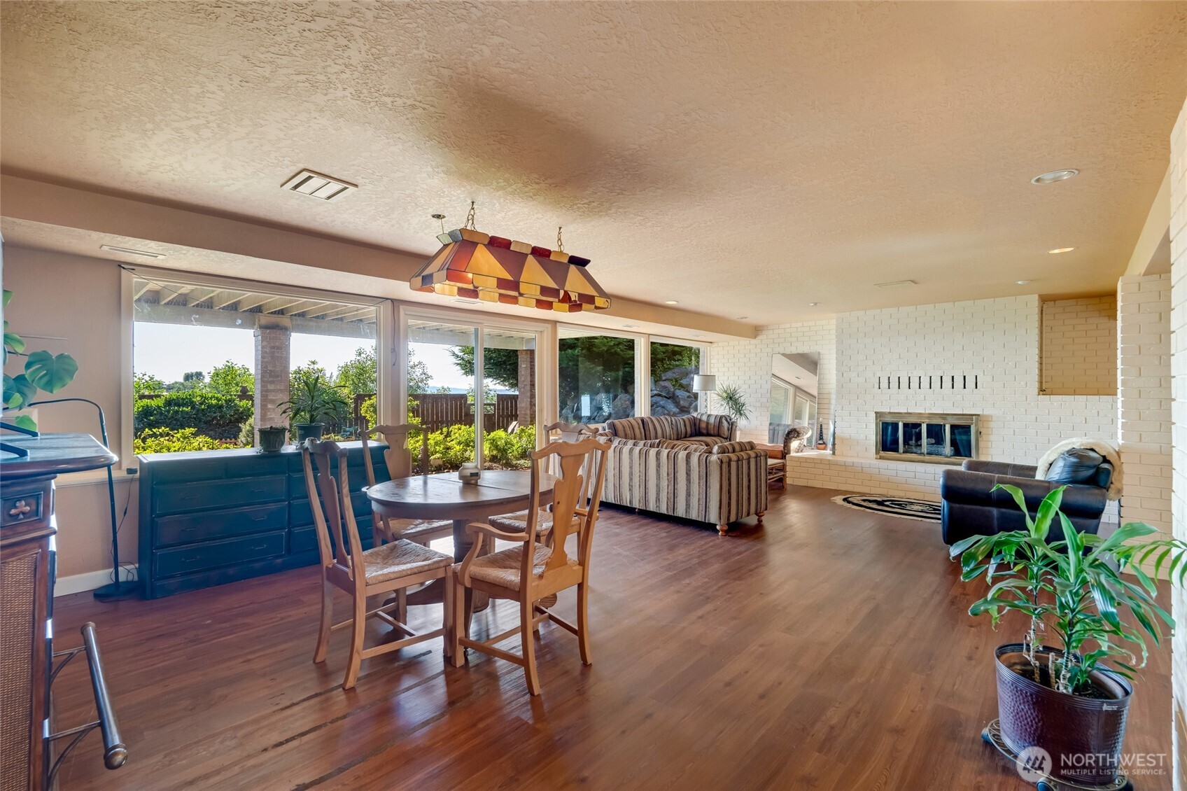 416 Alverson Boulevard Property Photo 30