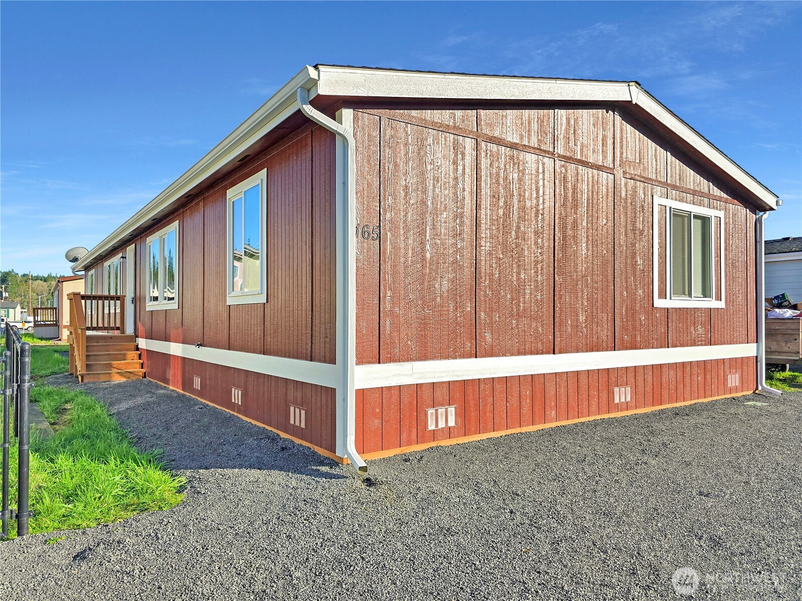 165 Nix Lane Property Photo 1