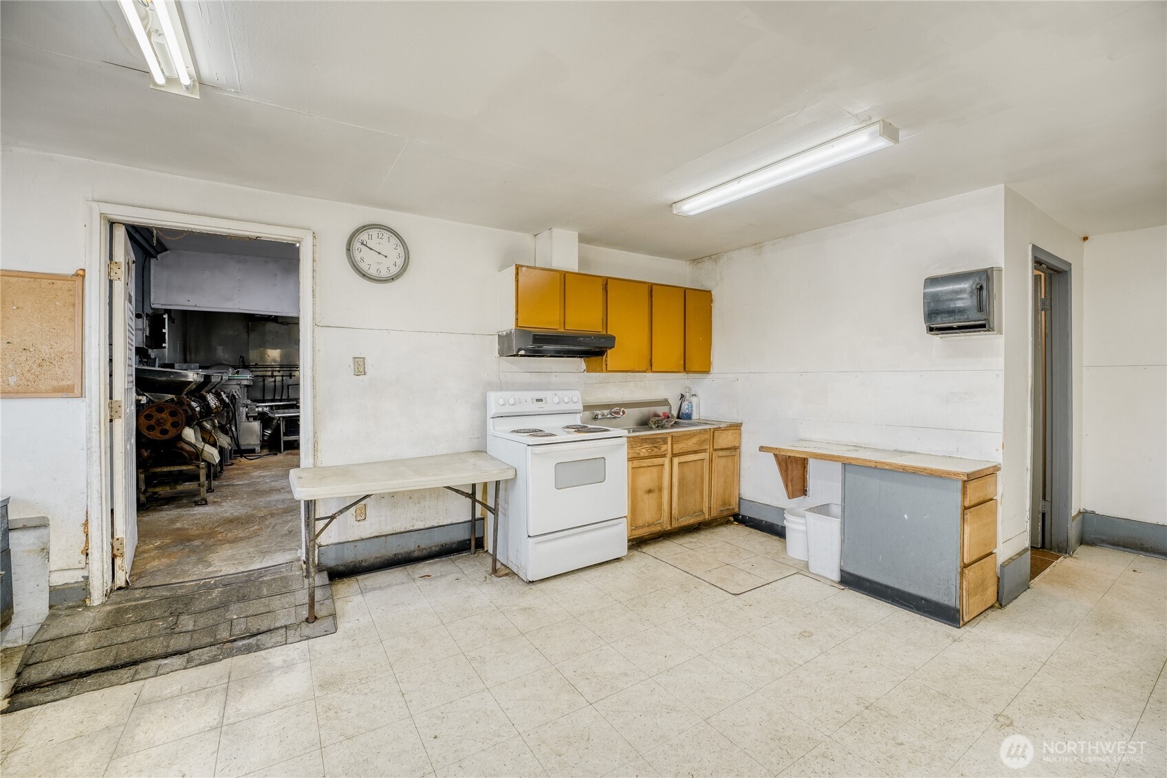 3817 3819 94th Street Property Photo 15