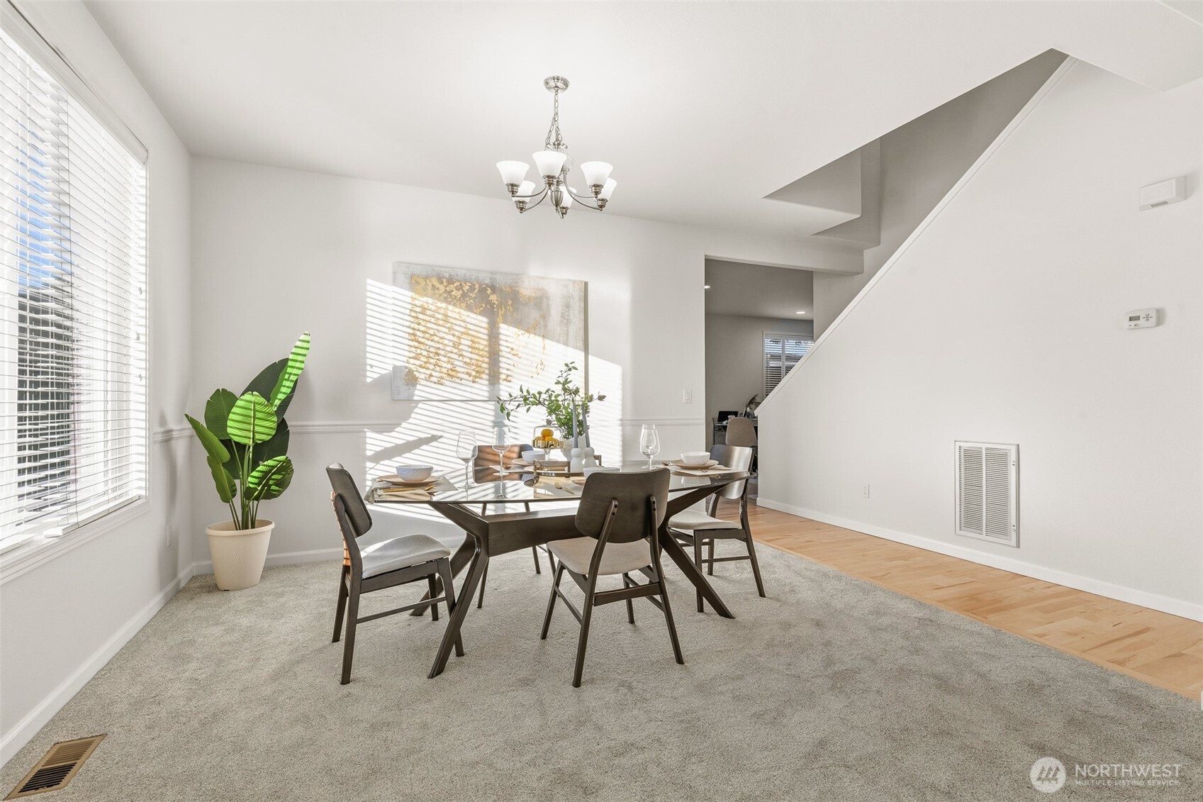 2017 Ne 24th Place Property Photo 5