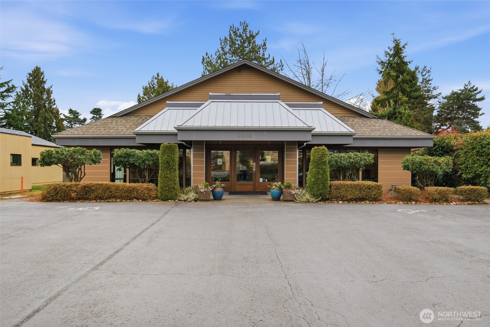 3010 Squalicum Parkway Property Photo 1