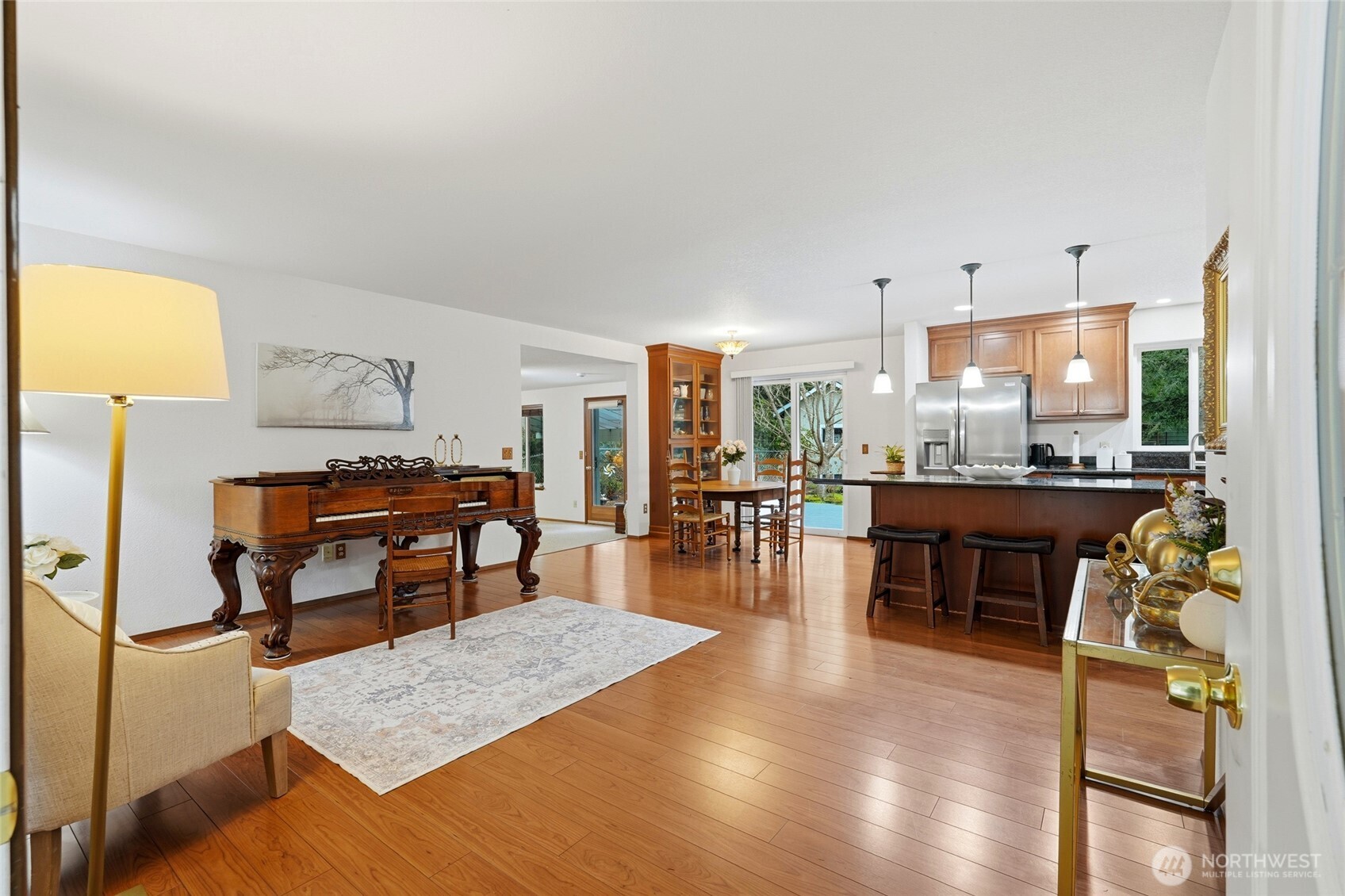 16008 Mink Road Property Photo 4