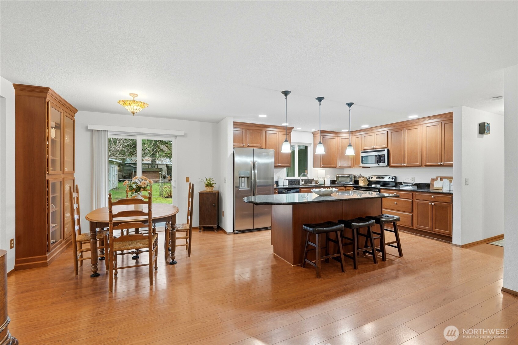 16008 Mink Road Property Photo 6