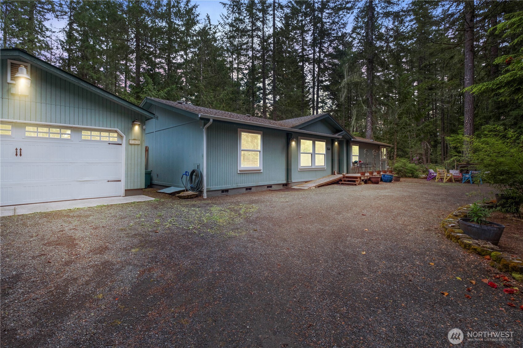 200 N Hamma Hamma Drive Property Photo 1