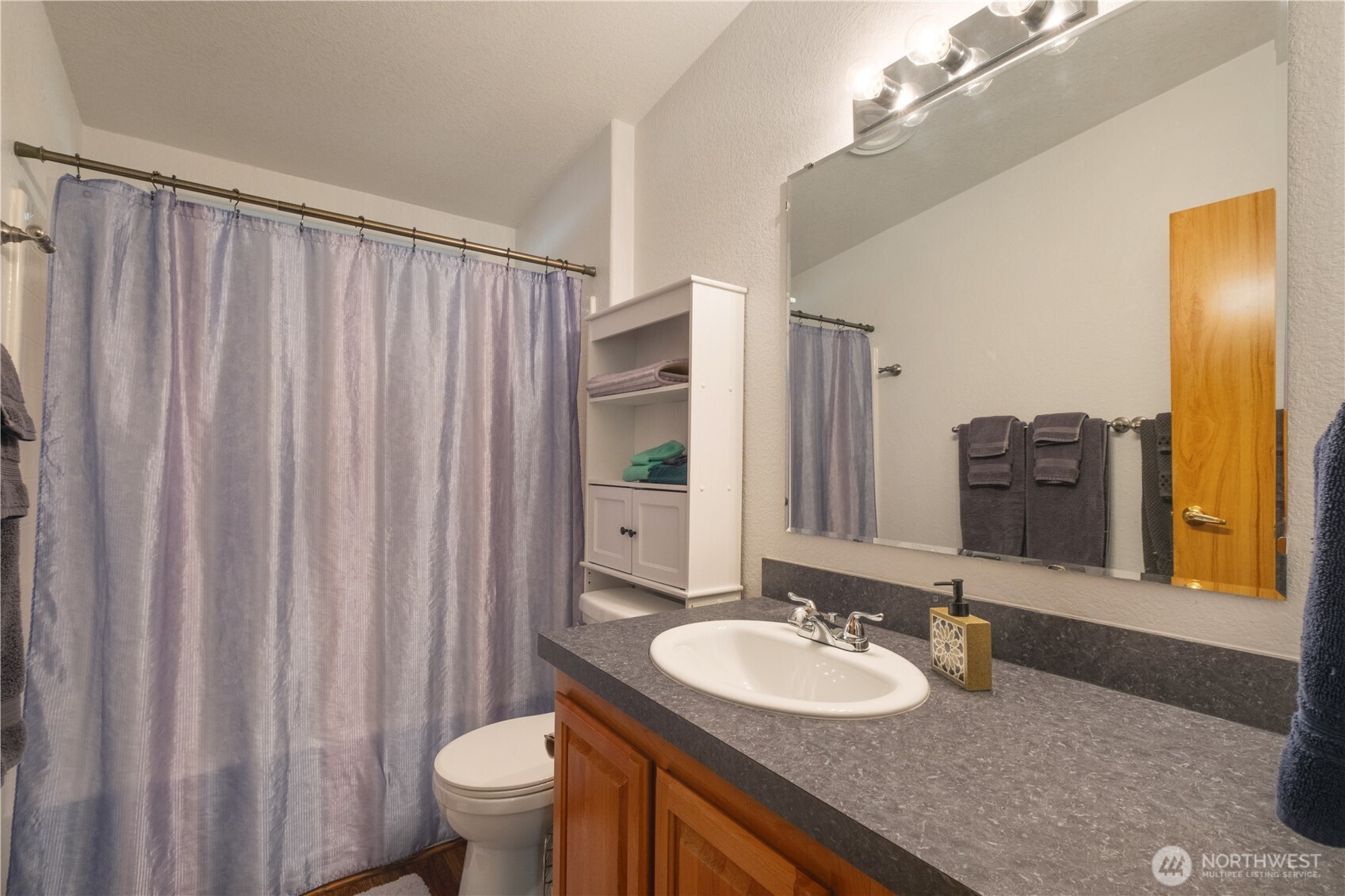 200 N Hamma Hamma Drive Property Photo 14