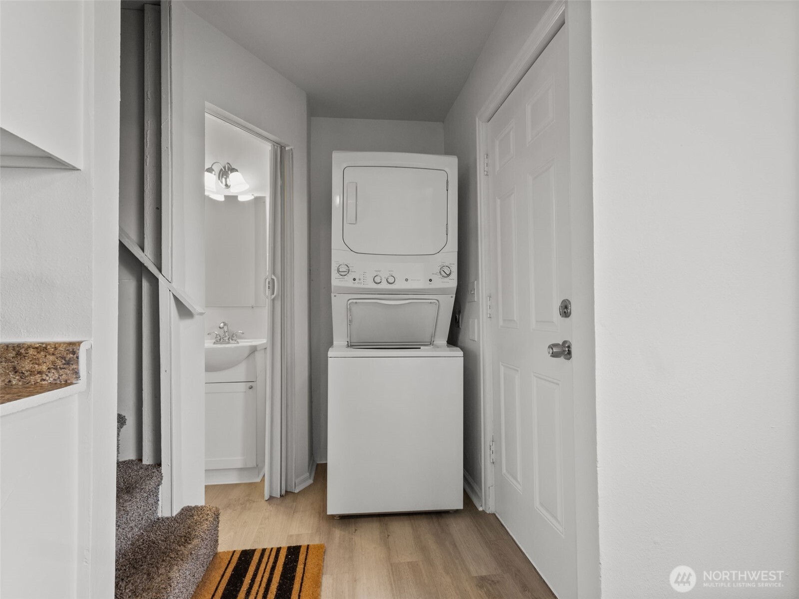 6802 S Oakes Street 1 Property Photo 23