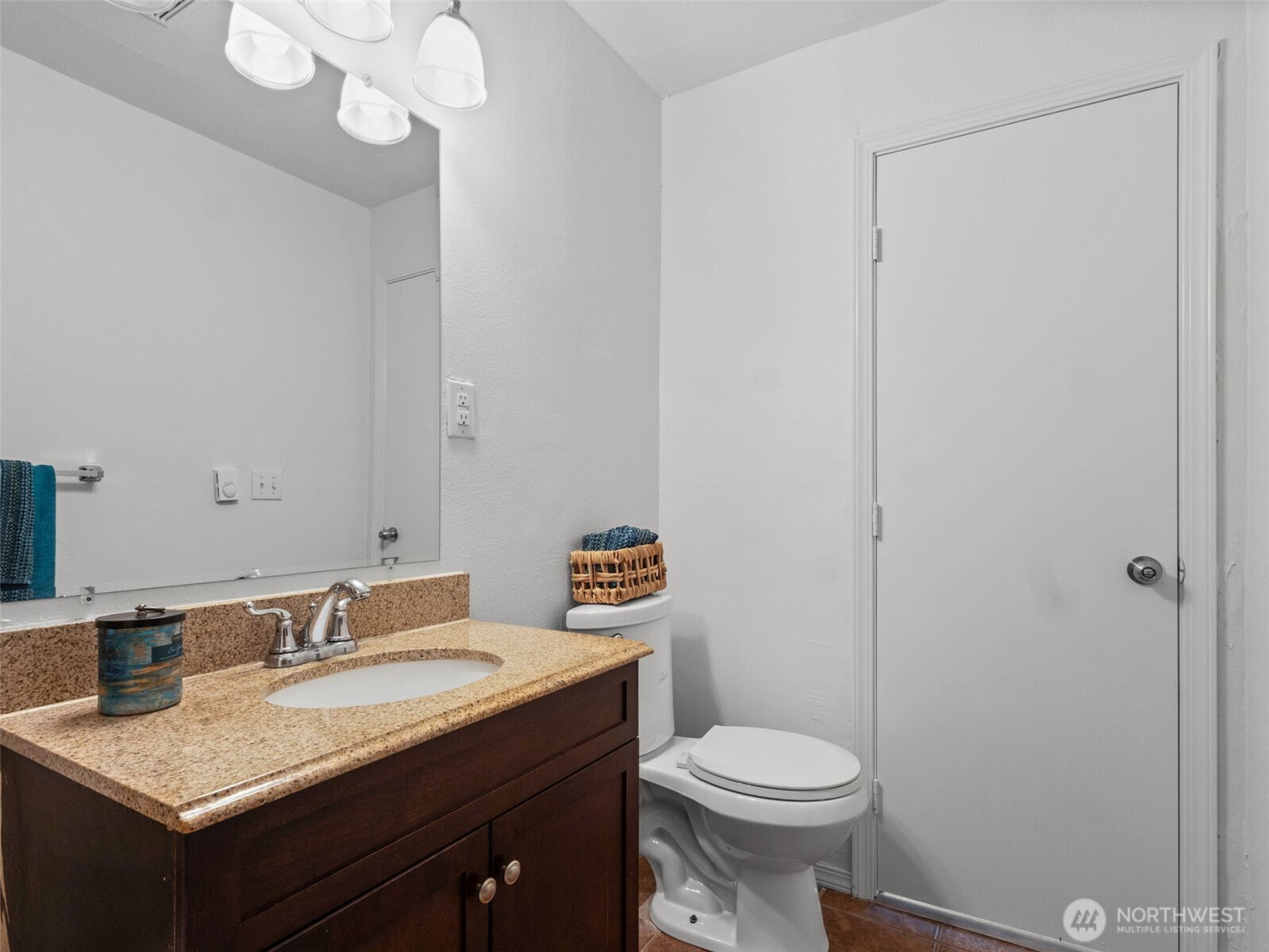 6802 S Oakes Street 1 Property Photo 24