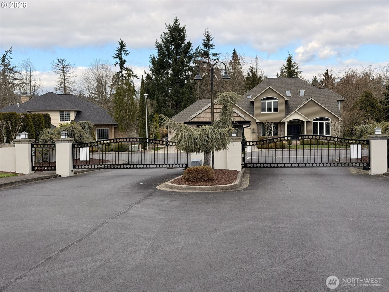 8 Forest Hill Estate Property Photo 5