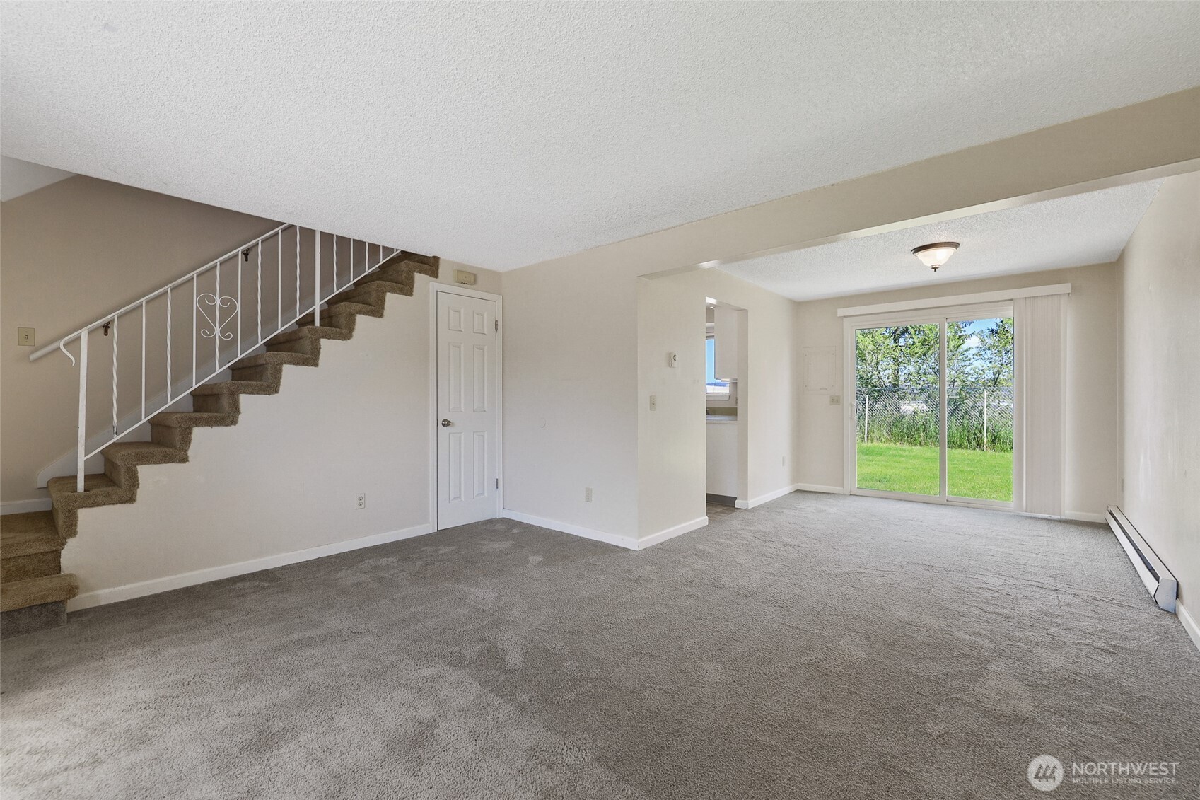 1719 N Willow Road Property Photo 9