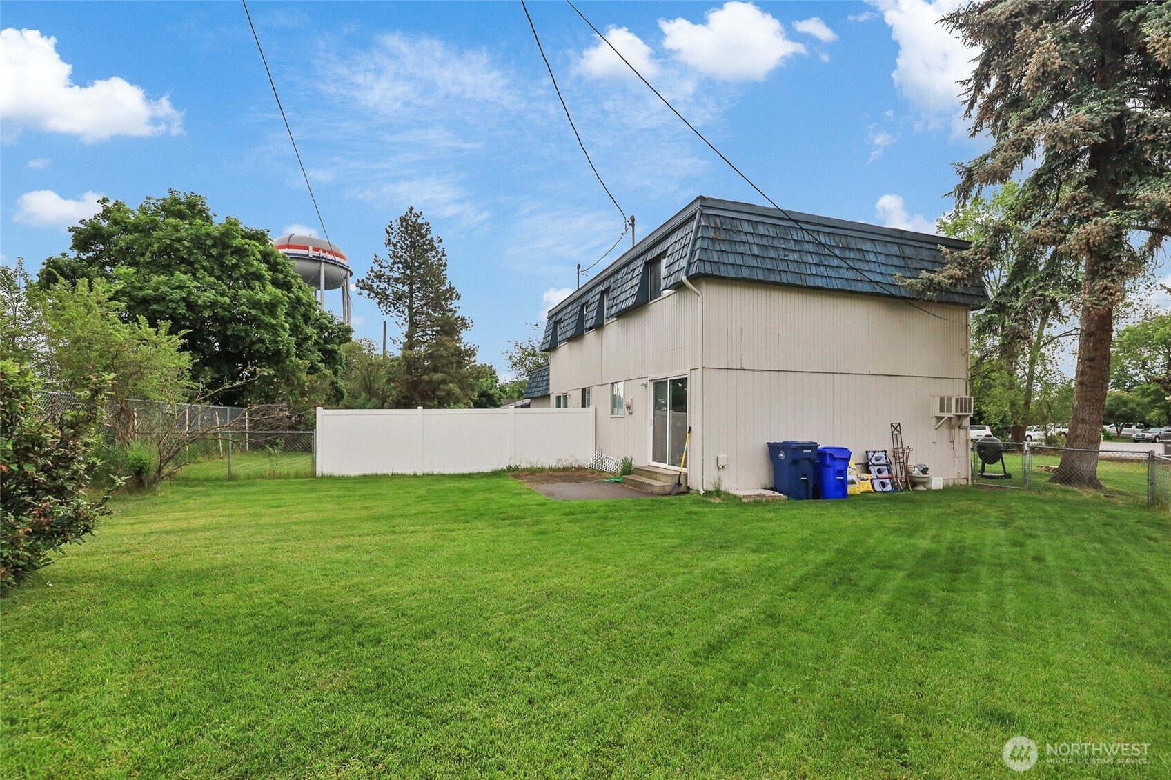 1719 N Willow Road Property Photo 20