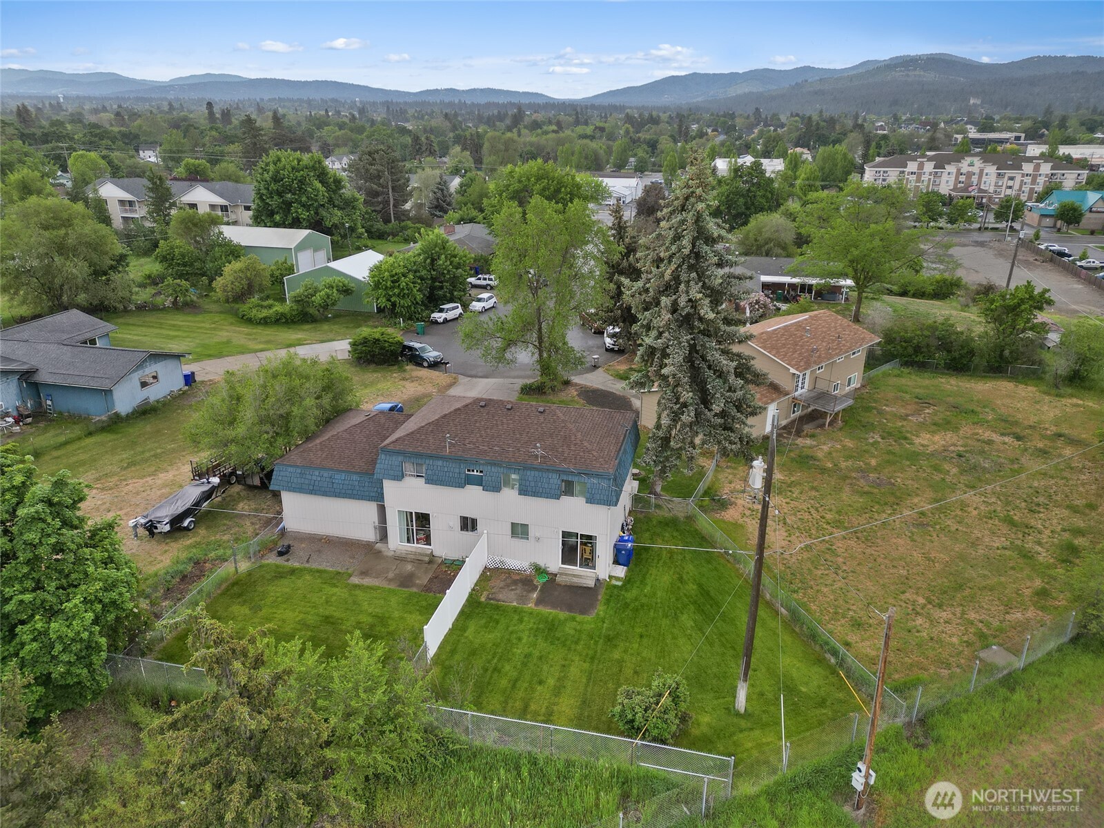 1719 N Willow Road Property Photo 24