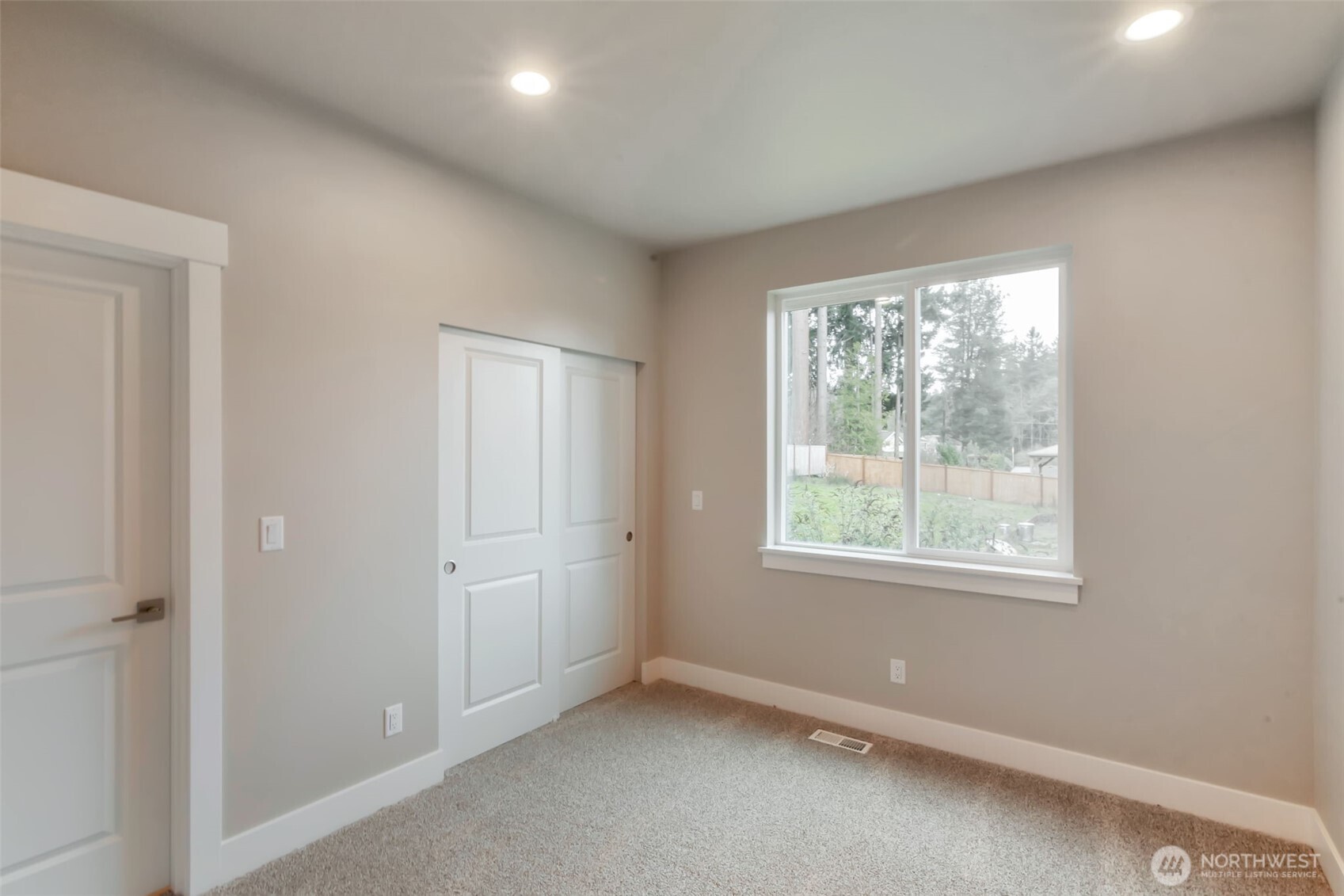 4940 Johnson Street Property Photo 17