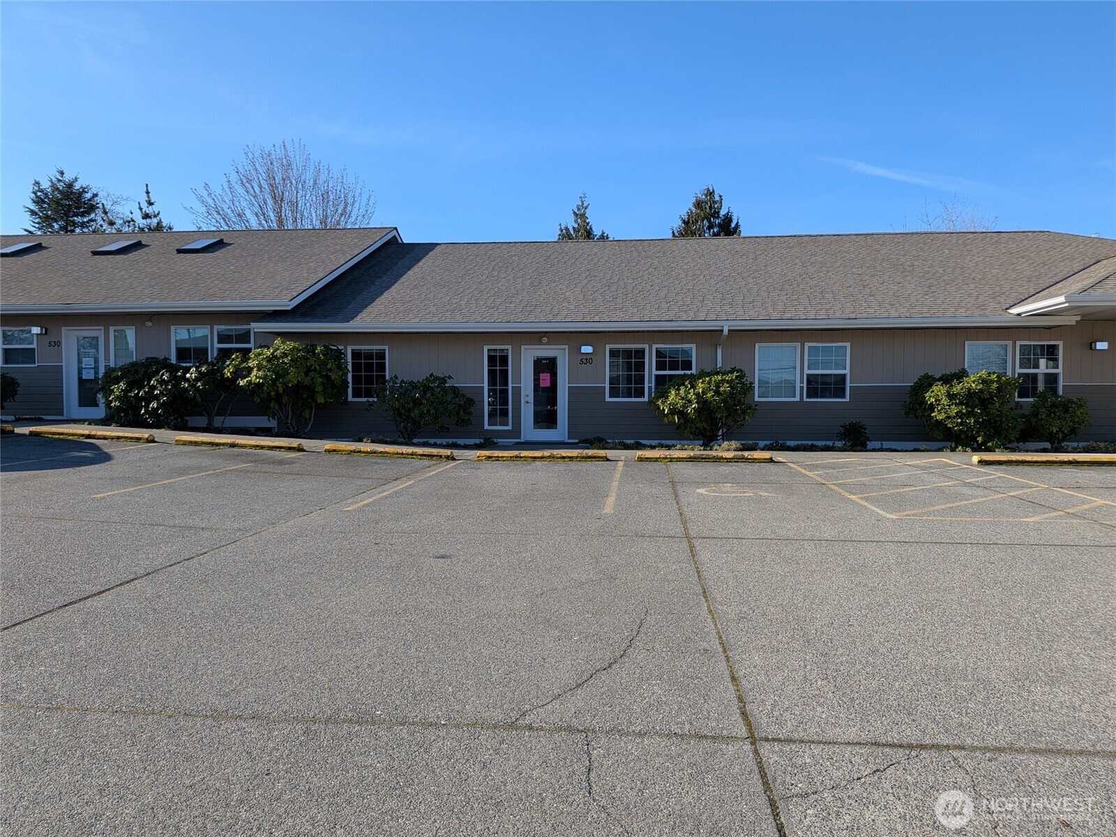 530 W Fir Street C Property Photo 6