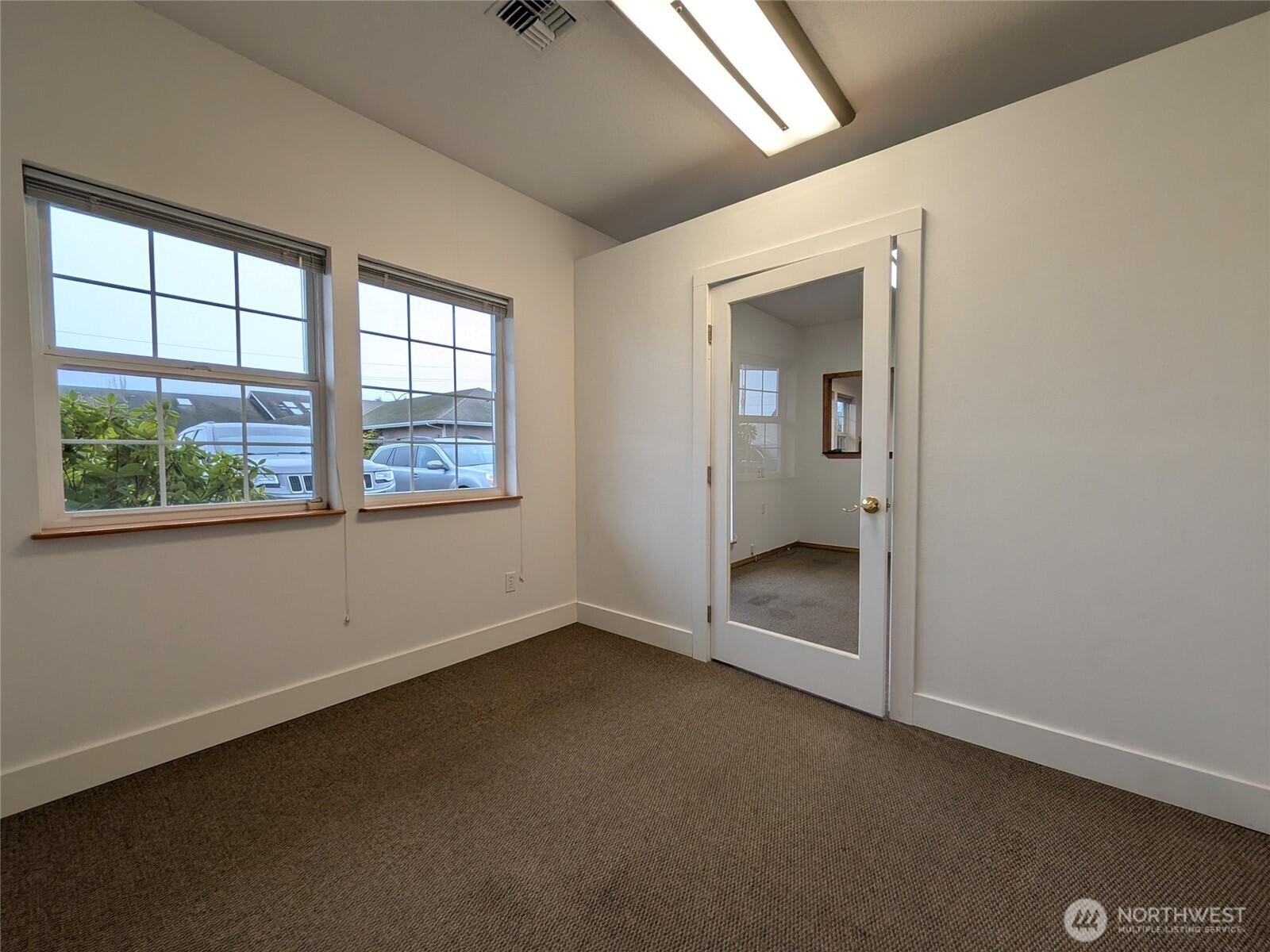 530 W Fir Street C Property Photo 8