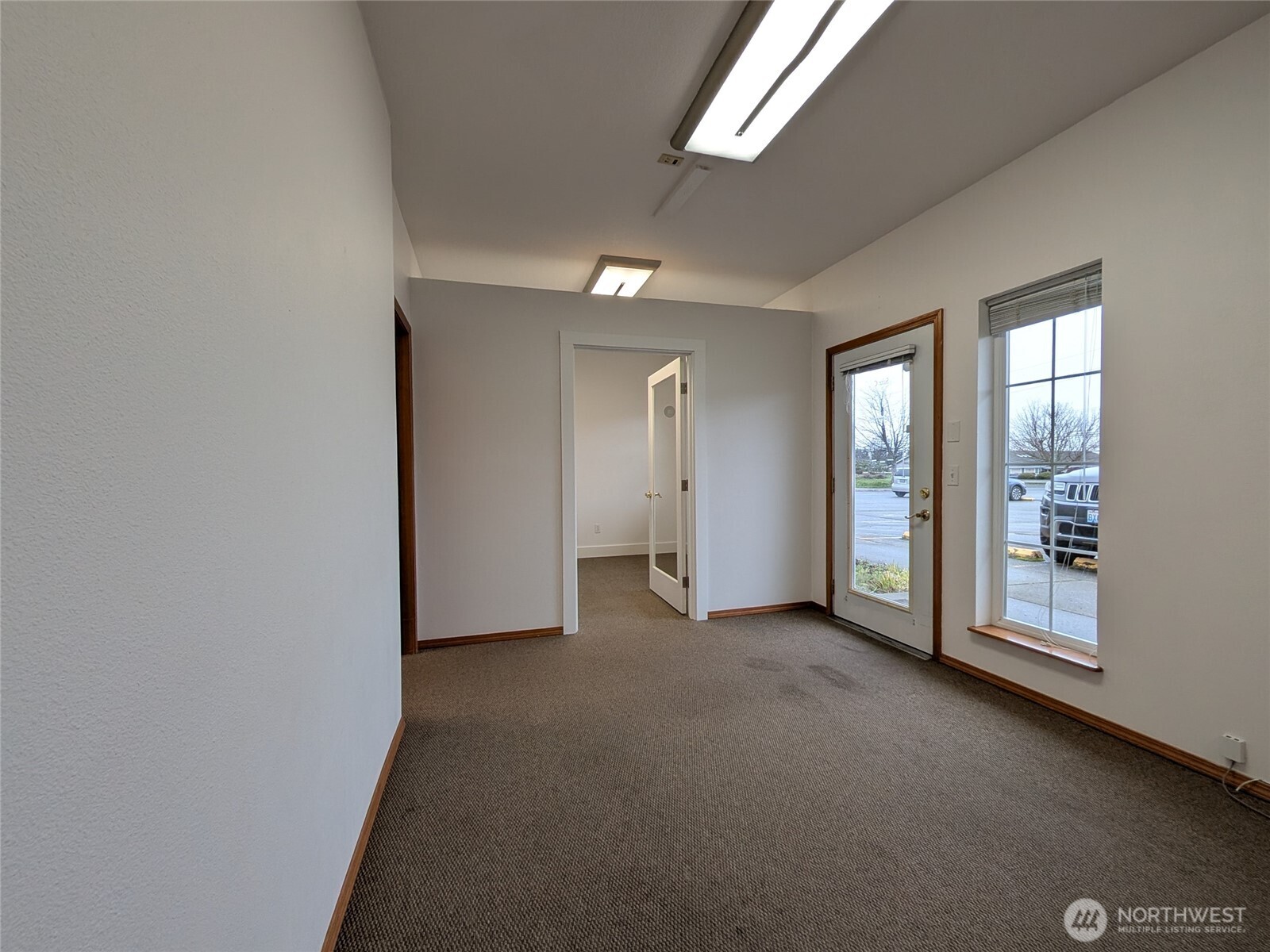 530 W Fir Street C Property Photo 12