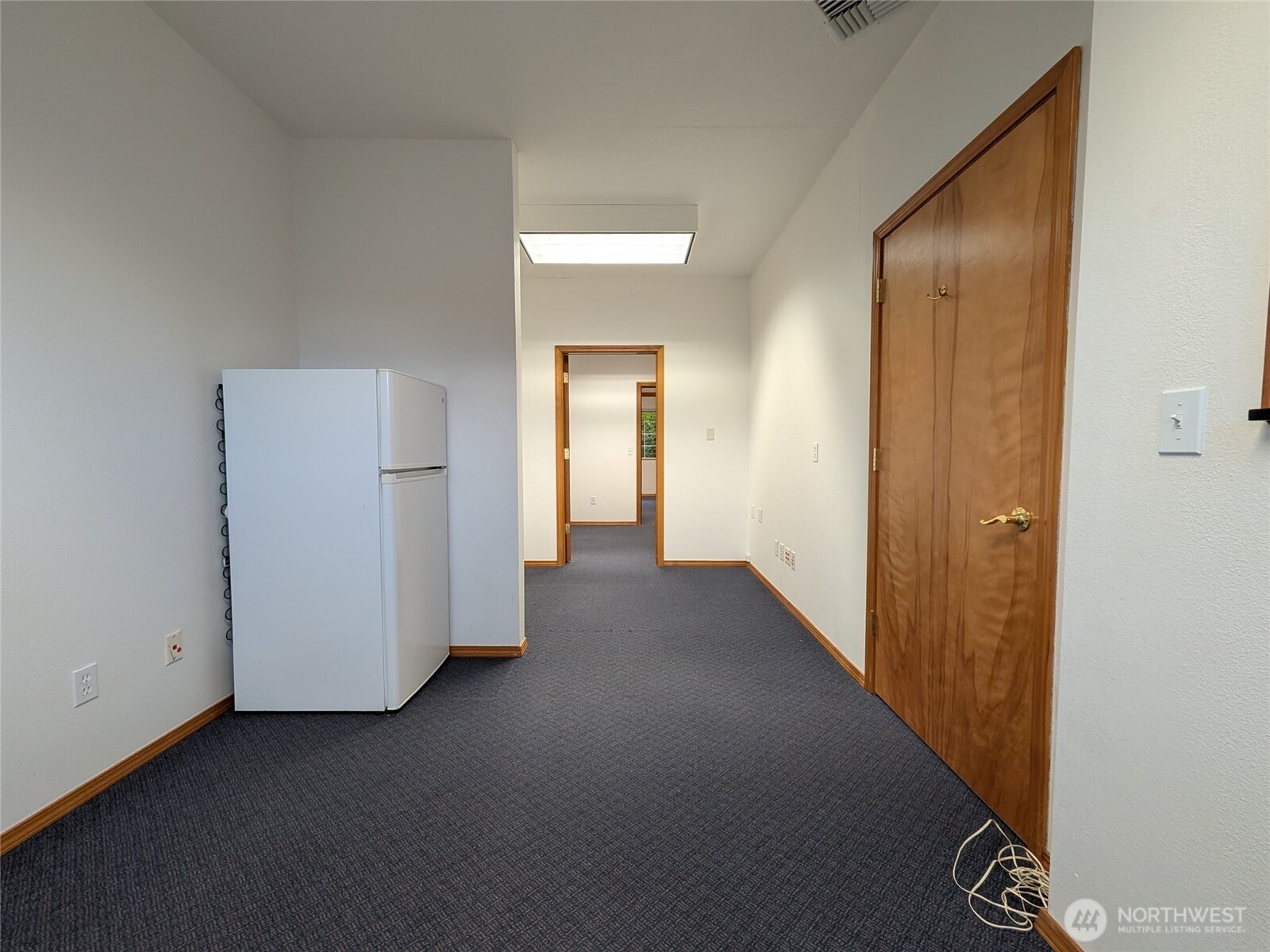 530 W Fir Street C Property Photo 13