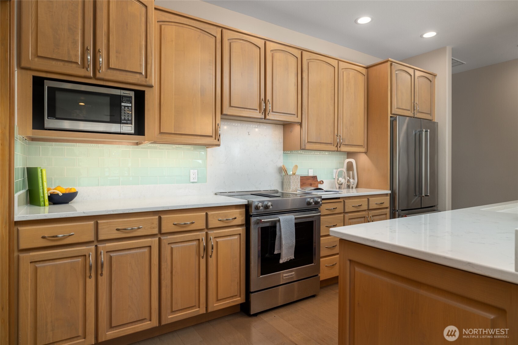 2401 Skyline Way 203e Property Photo 9