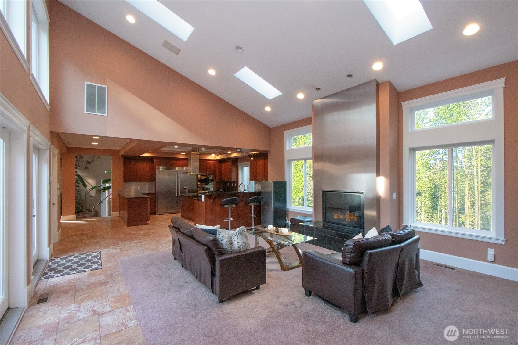 233 Raintree Lane Property Photo 6